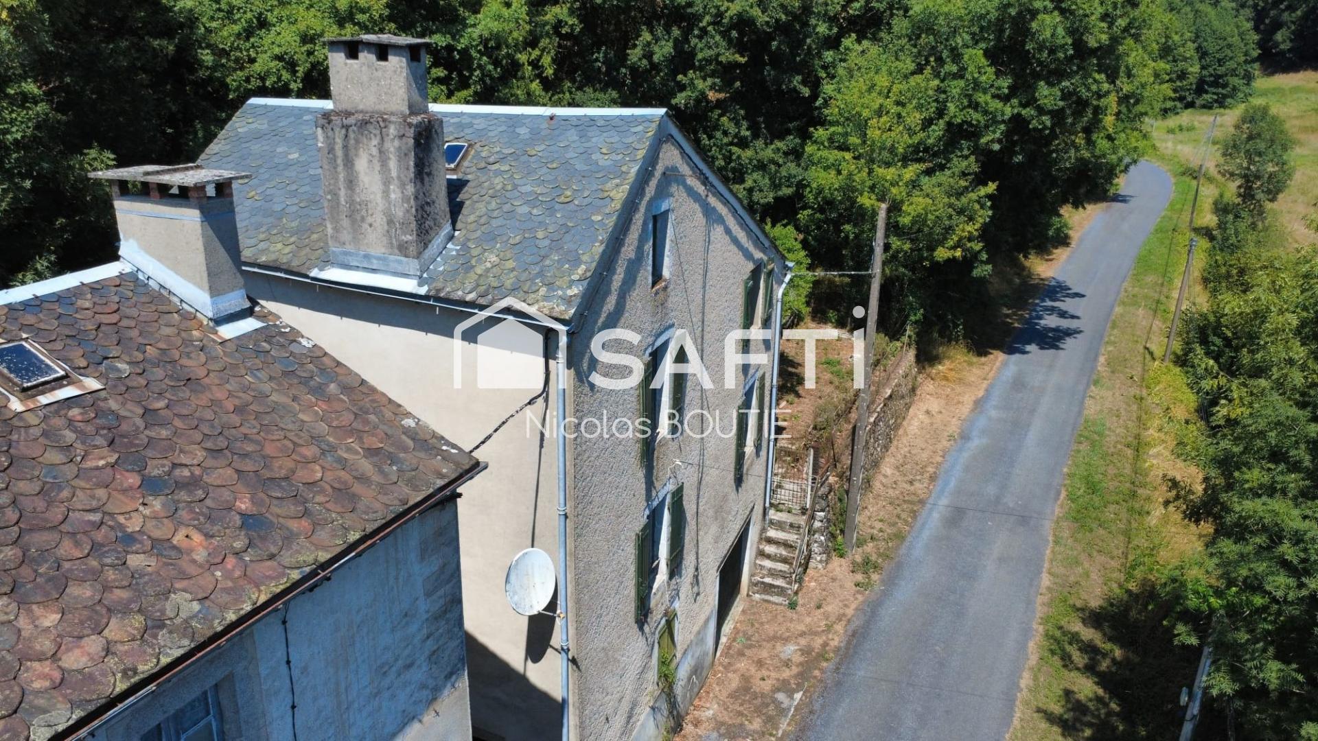 Maison 6 pièces 100 m² · à Fontrieu · 100 m² · 69 000 €