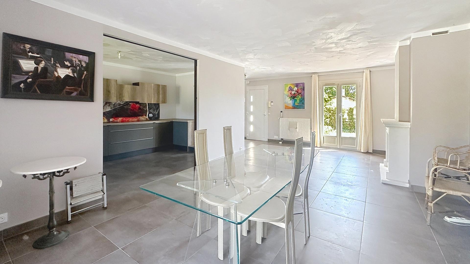 Photo SAFTI — Maison 5 pièces, 110 m² à Tresses 5