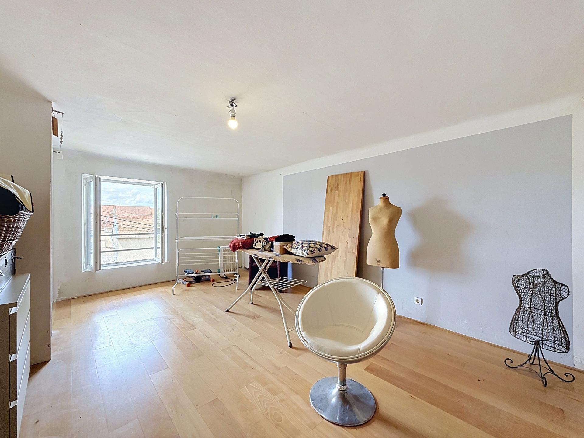 Photo SAFTI — Maison 7 pièces, 270 m² à Maizeroy 4