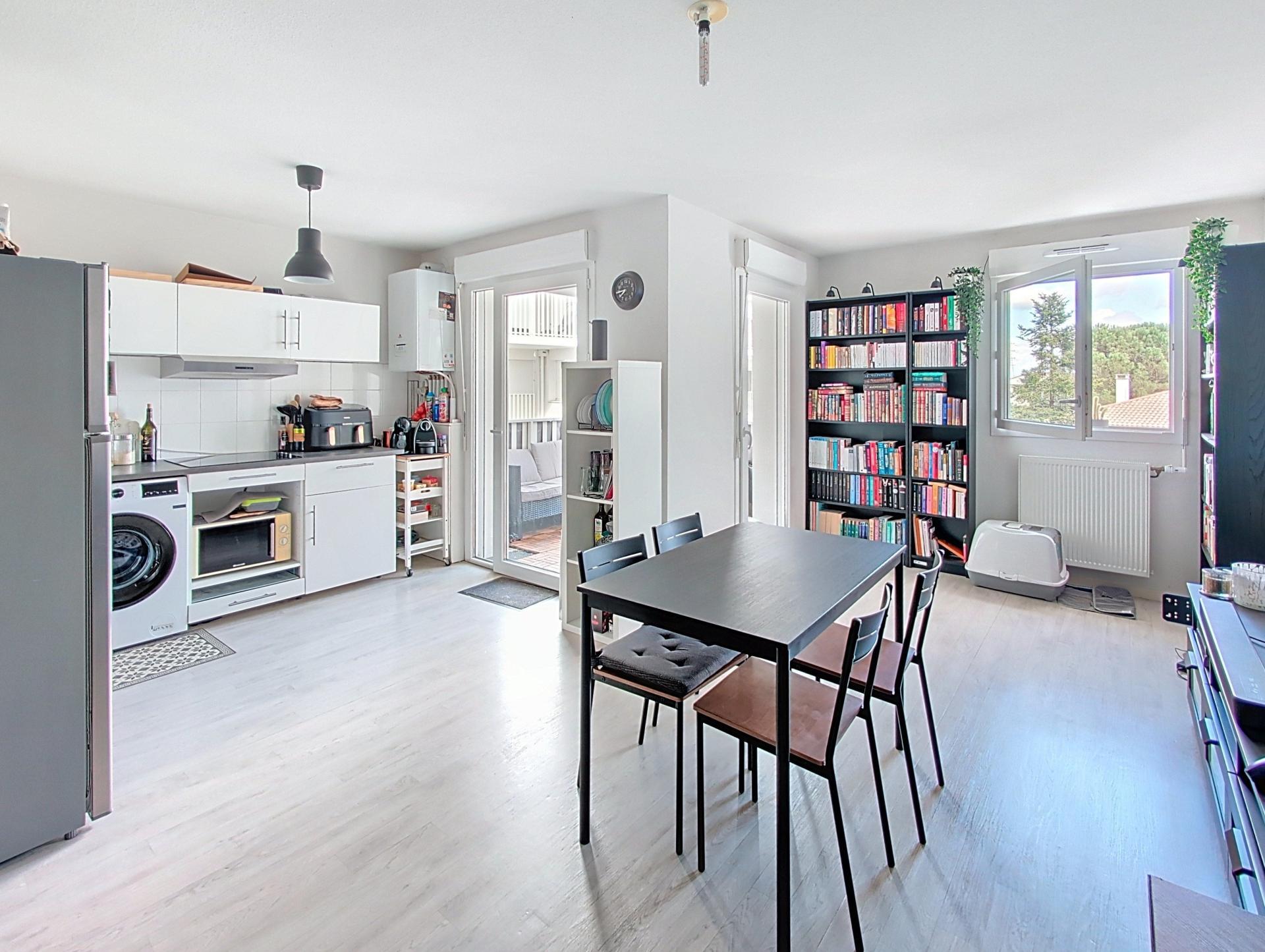 Appartement 2 pièces 49 m² · à Eysines · 49 m² · 160 000 €