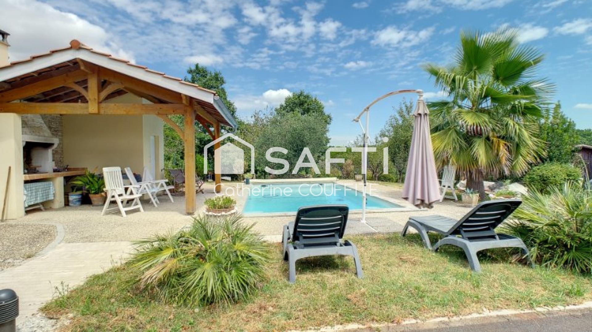 MAISON 3 CH + sudio / grand jardin avec piscine