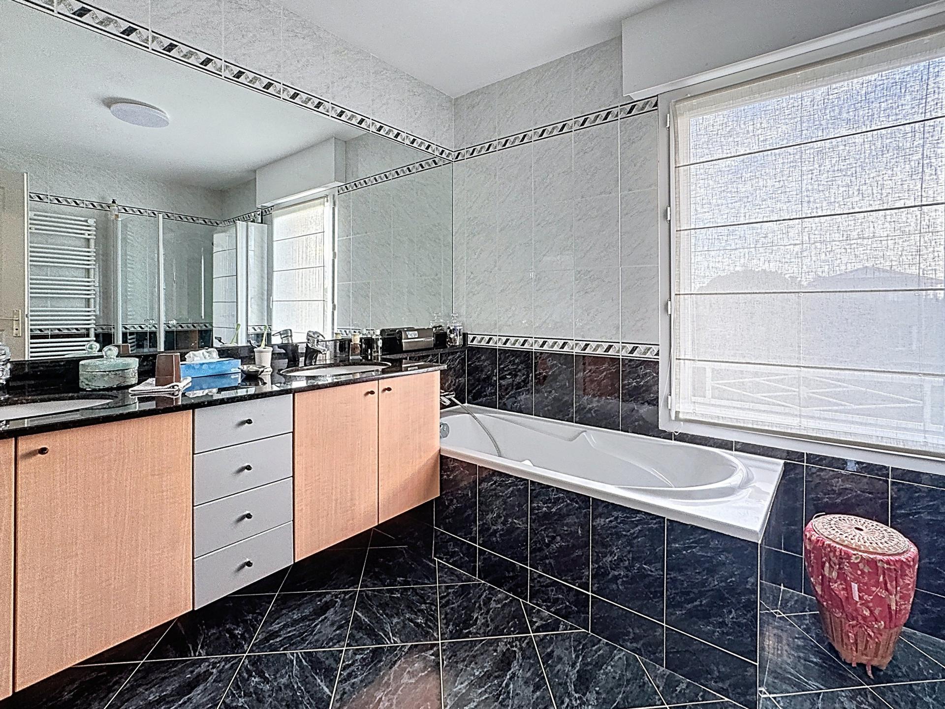 Photo 8 de l'annonce.