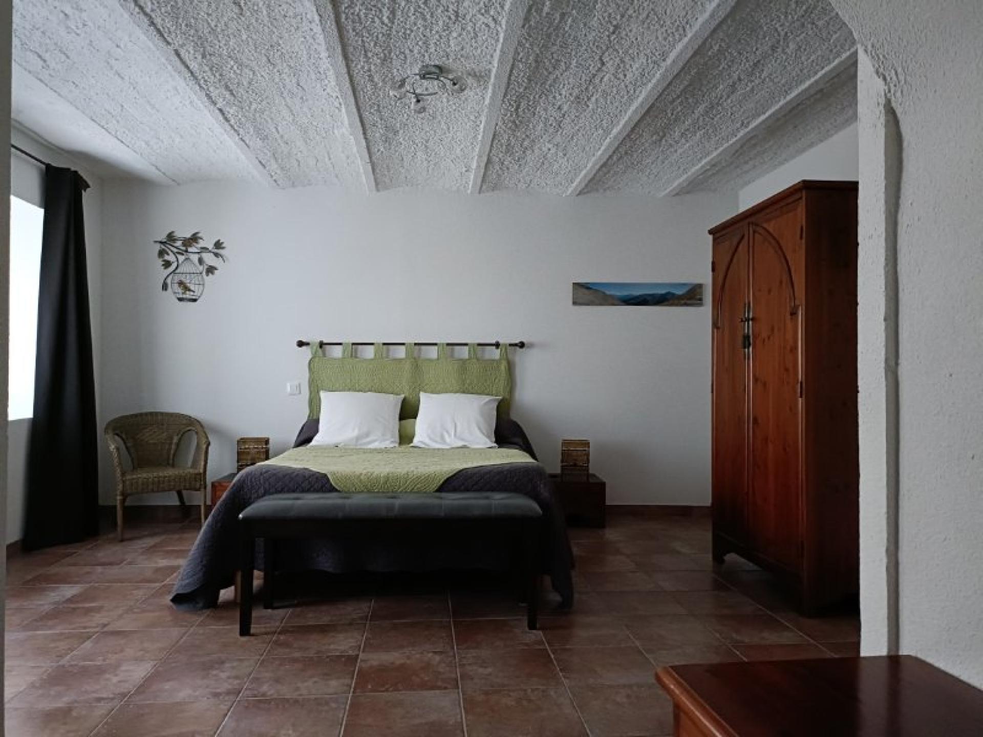 Photo 10 of the listing.