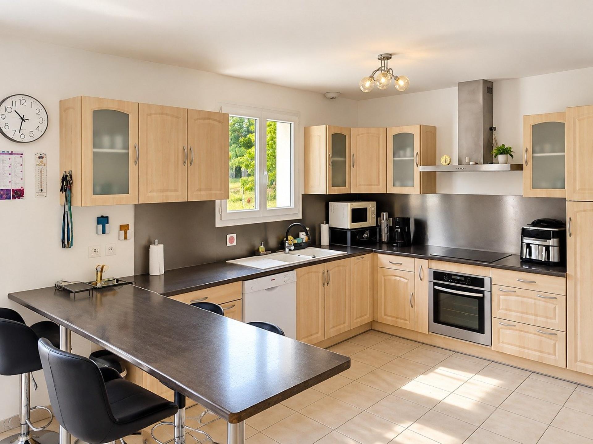 Photo SAFTI — Maison 5 pièces, 120 m² à Sos 3