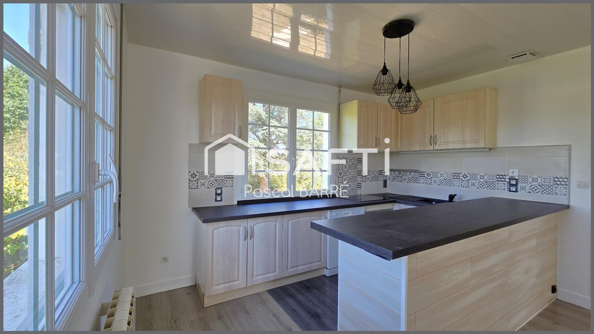 Photo SAFTI — Maison 6 pièces, 131 m² à La Chapelle Hermier 4