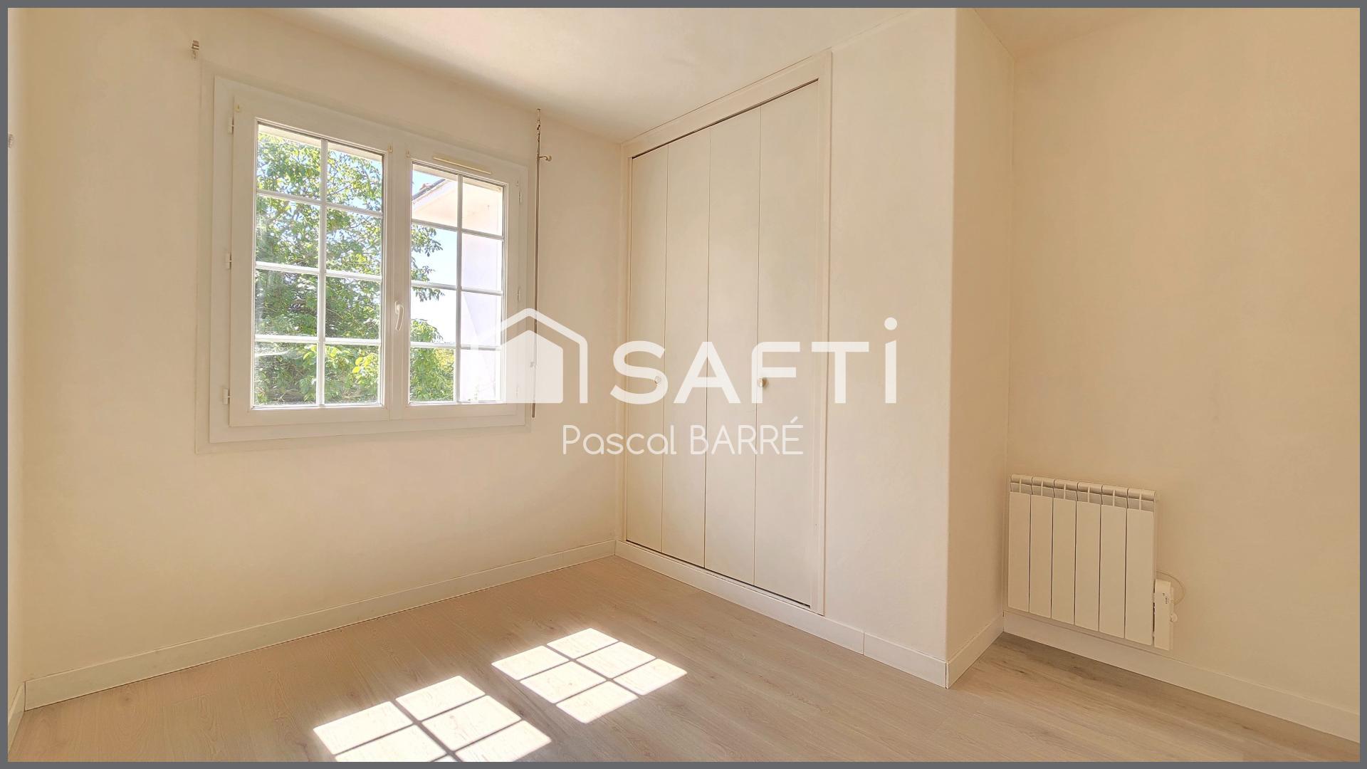 Photo SAFTI — Maison 6 pièces, 131 m² à La Chapelle Hermier 5