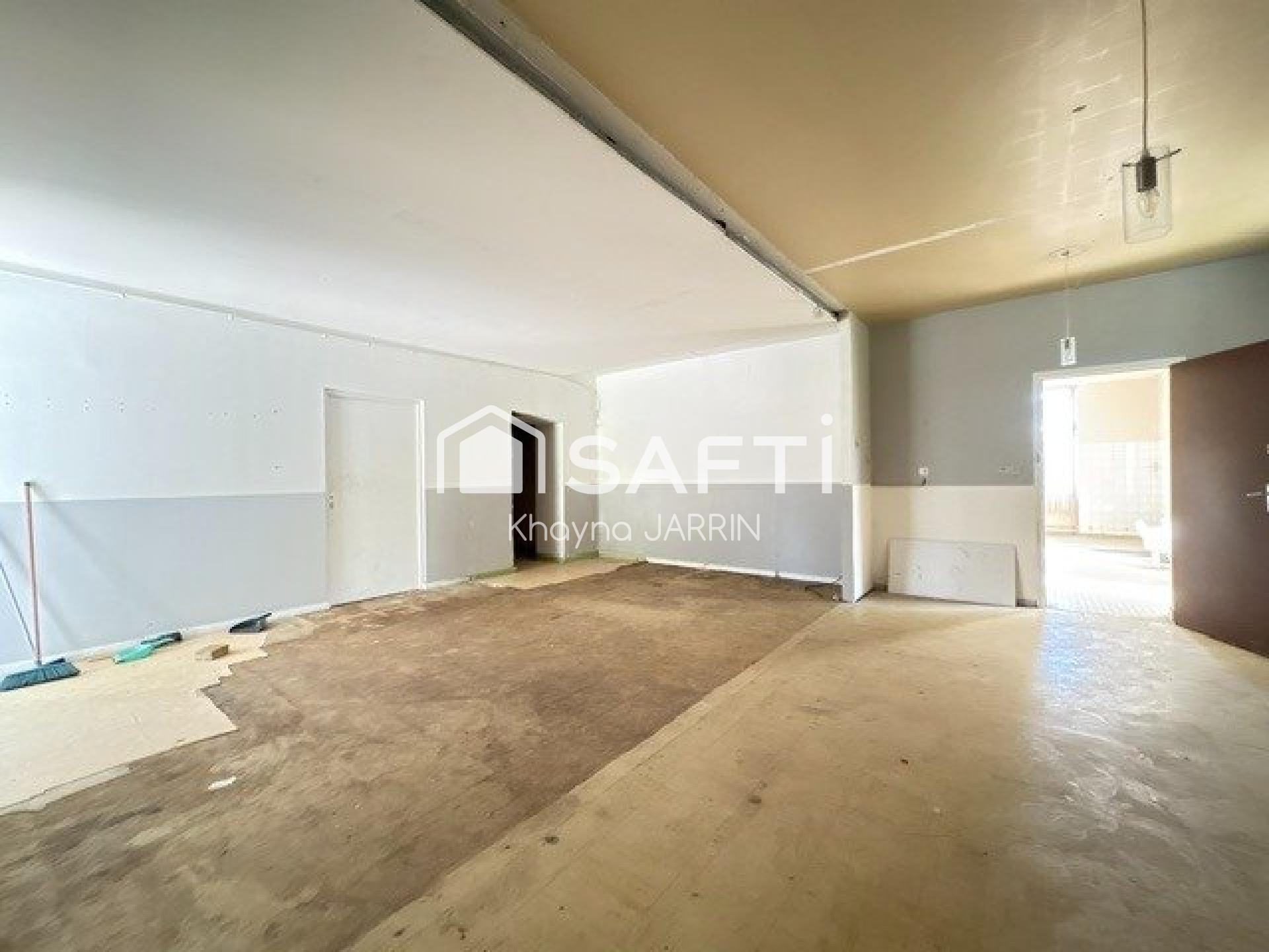 Photo SAFTI — Maison 7 pièces, 393 m² à Chevanceaux 5