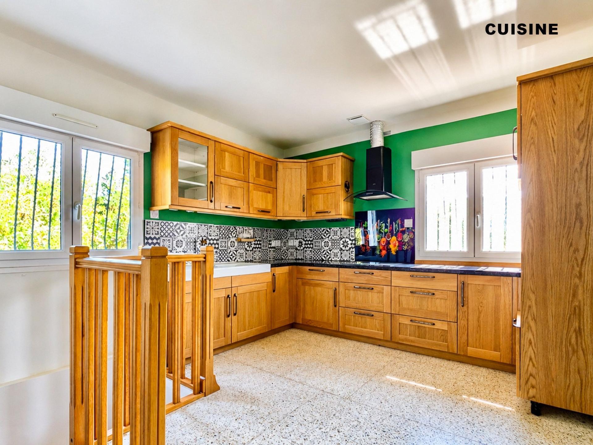 Photo SAFTI — Maison 4 pièces, 100 m² à Reynes 4