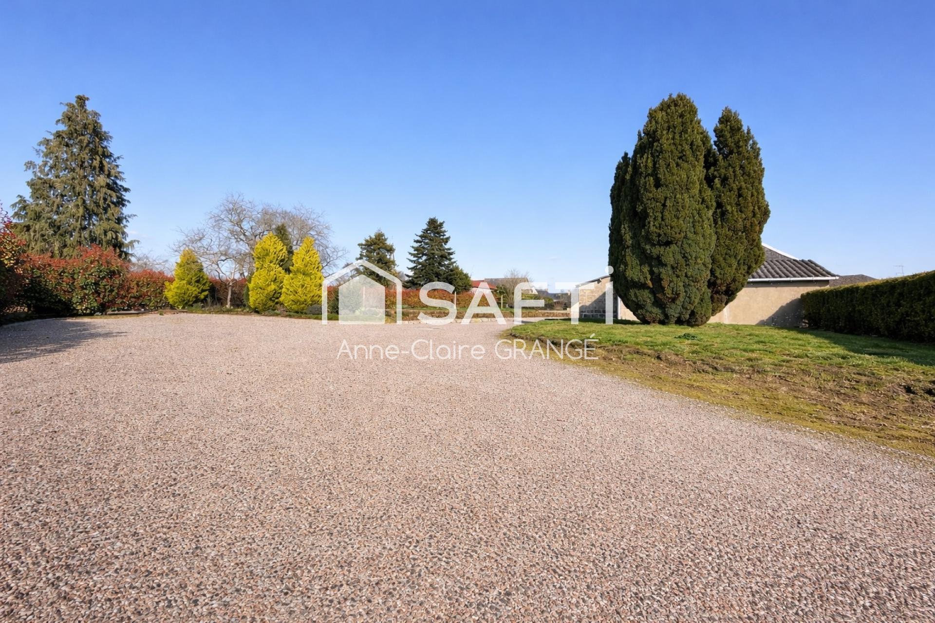 Photo SAFTI — Maison 4 pièces, 75 m² à Parennes 3