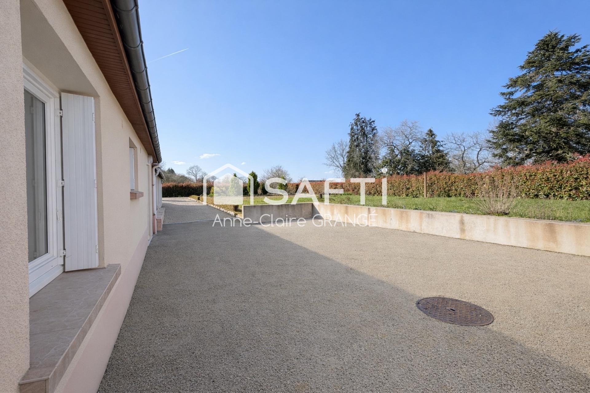 Photo SAFTI — Maison 4 pièces, 75 m² à Parennes 2