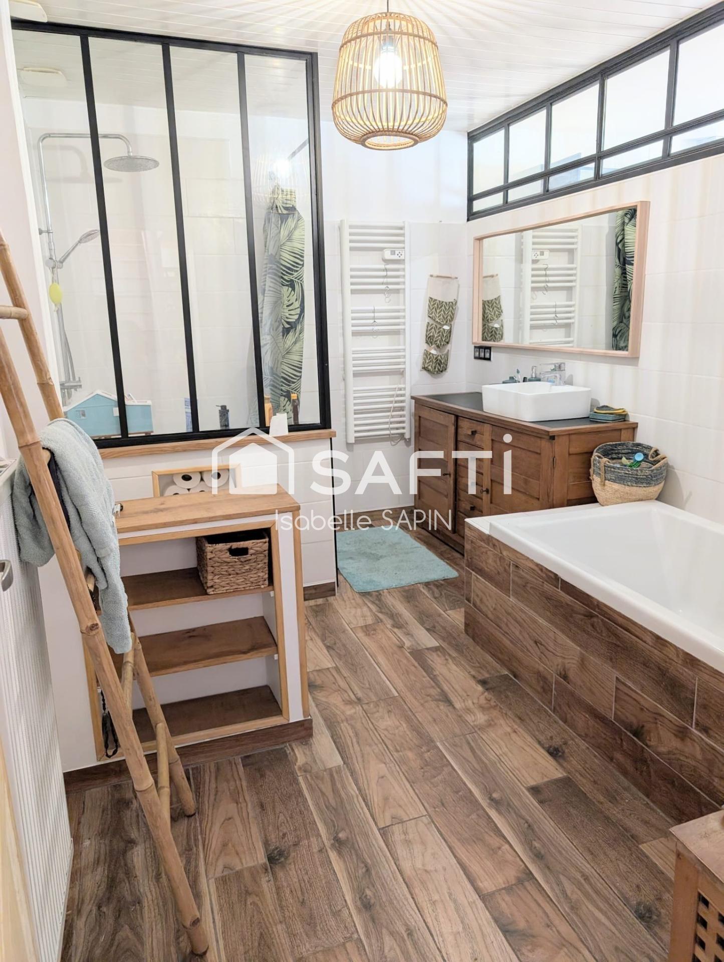 Photo SAFTI — Maison 5 pièces, 147 m² à Champigny En Rochereau 3