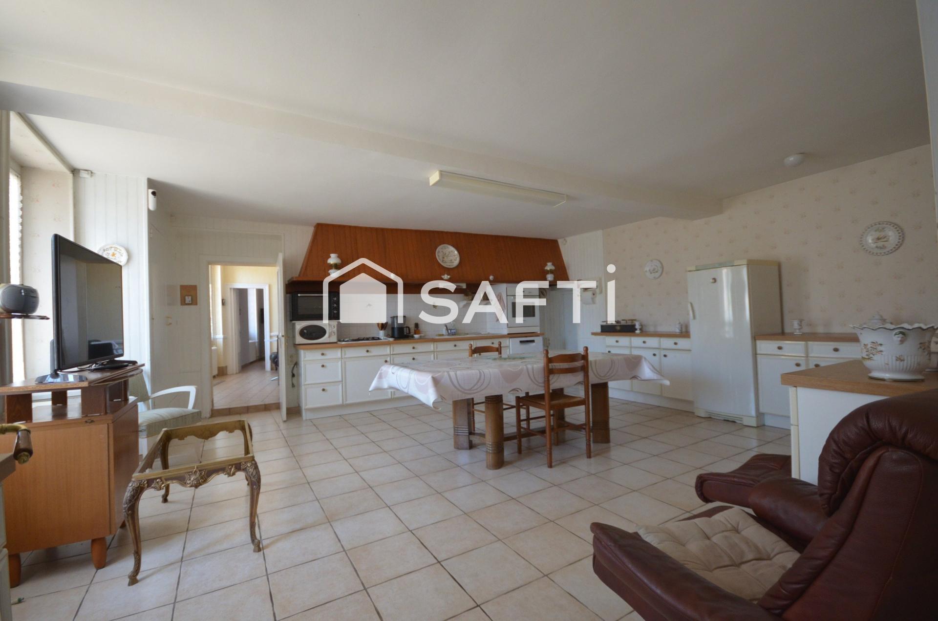 Photo SAFTI — Maison 14 pièces, 276 m² à Soumans 3