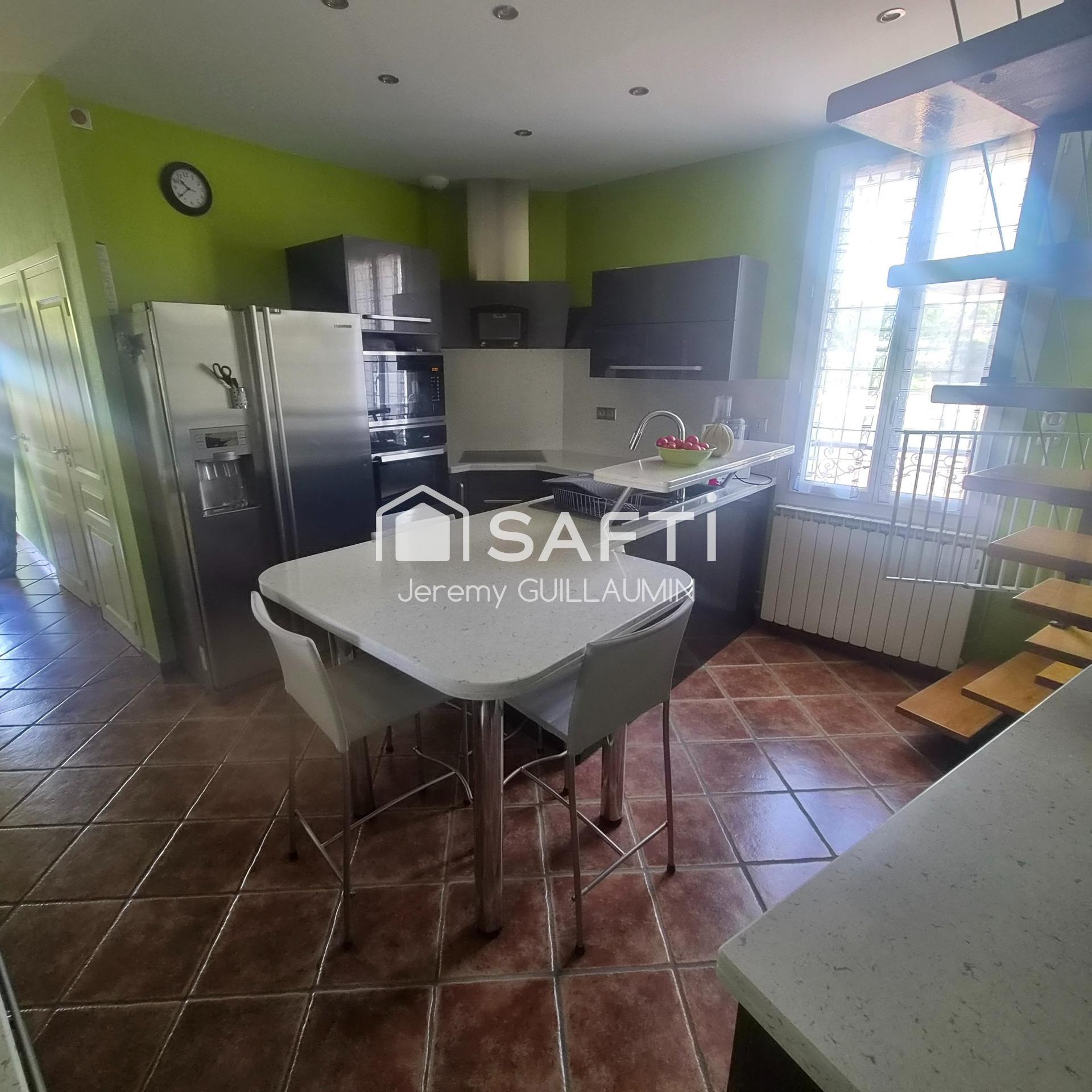 Photo SAFTI — Maison 7 pièces, 184 m² à Cusset 3