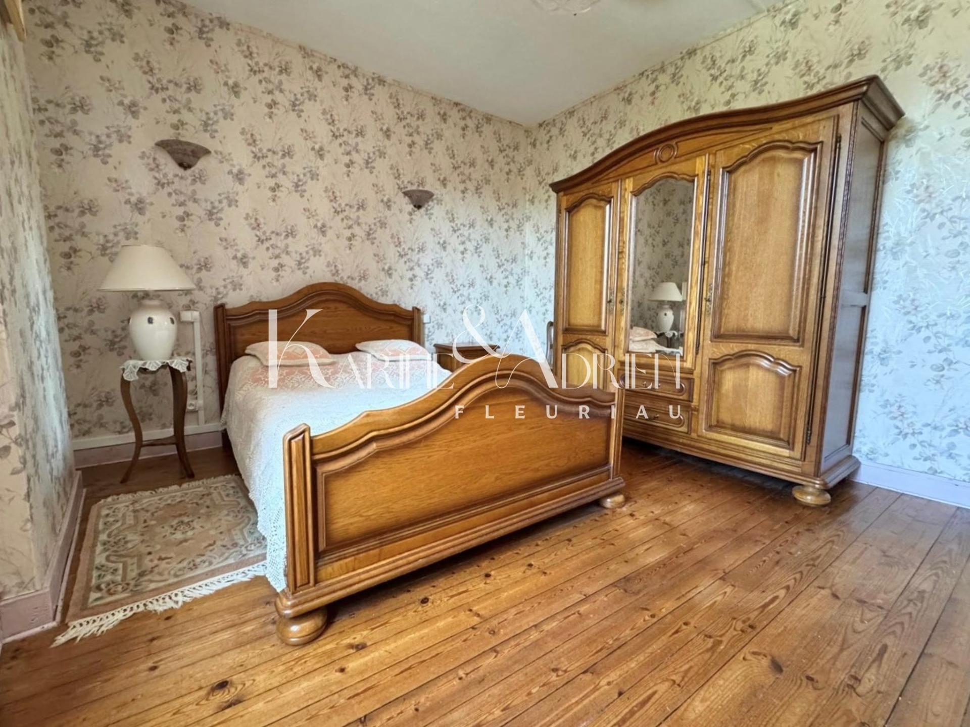 Photo SAFTI — Maison 6 pièces, 113 m² à Fontenay Le Comte 5