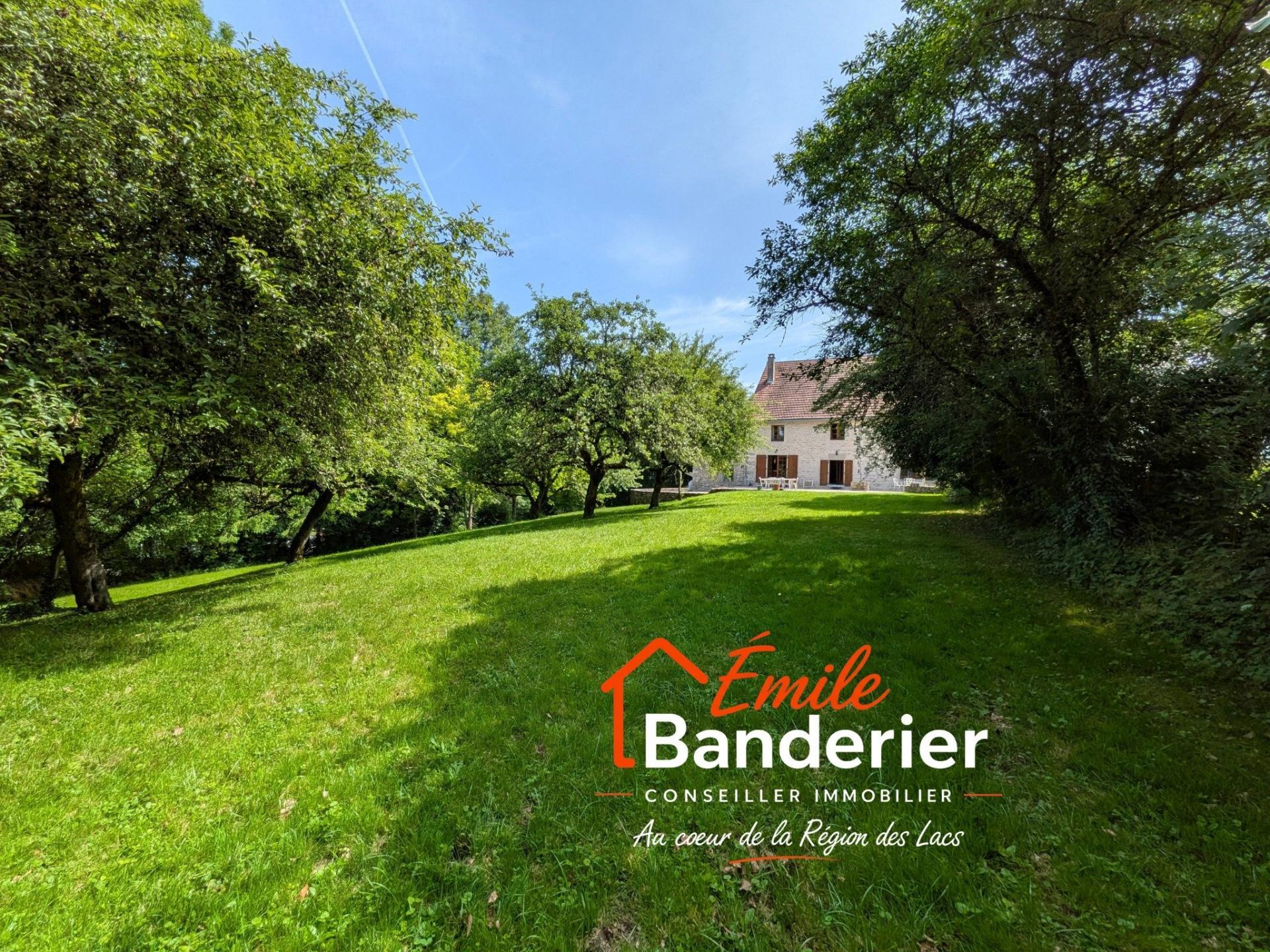 Photo SAFTI — Maison 6 pièces, 234 m² à Baresia Sur L'ain