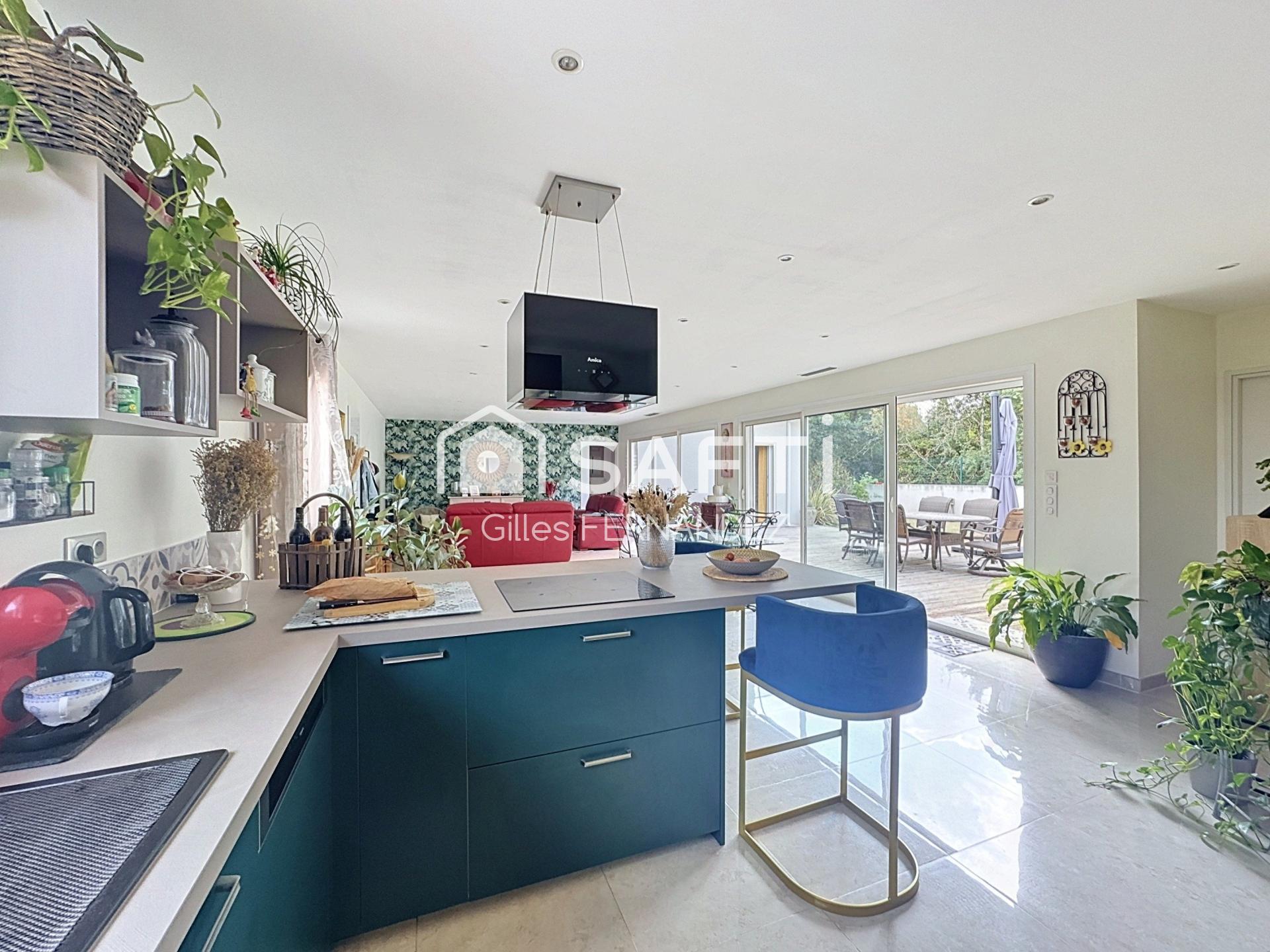 Photo SAFTI — Maison 5 pièces, 143 m² à Grazac 4