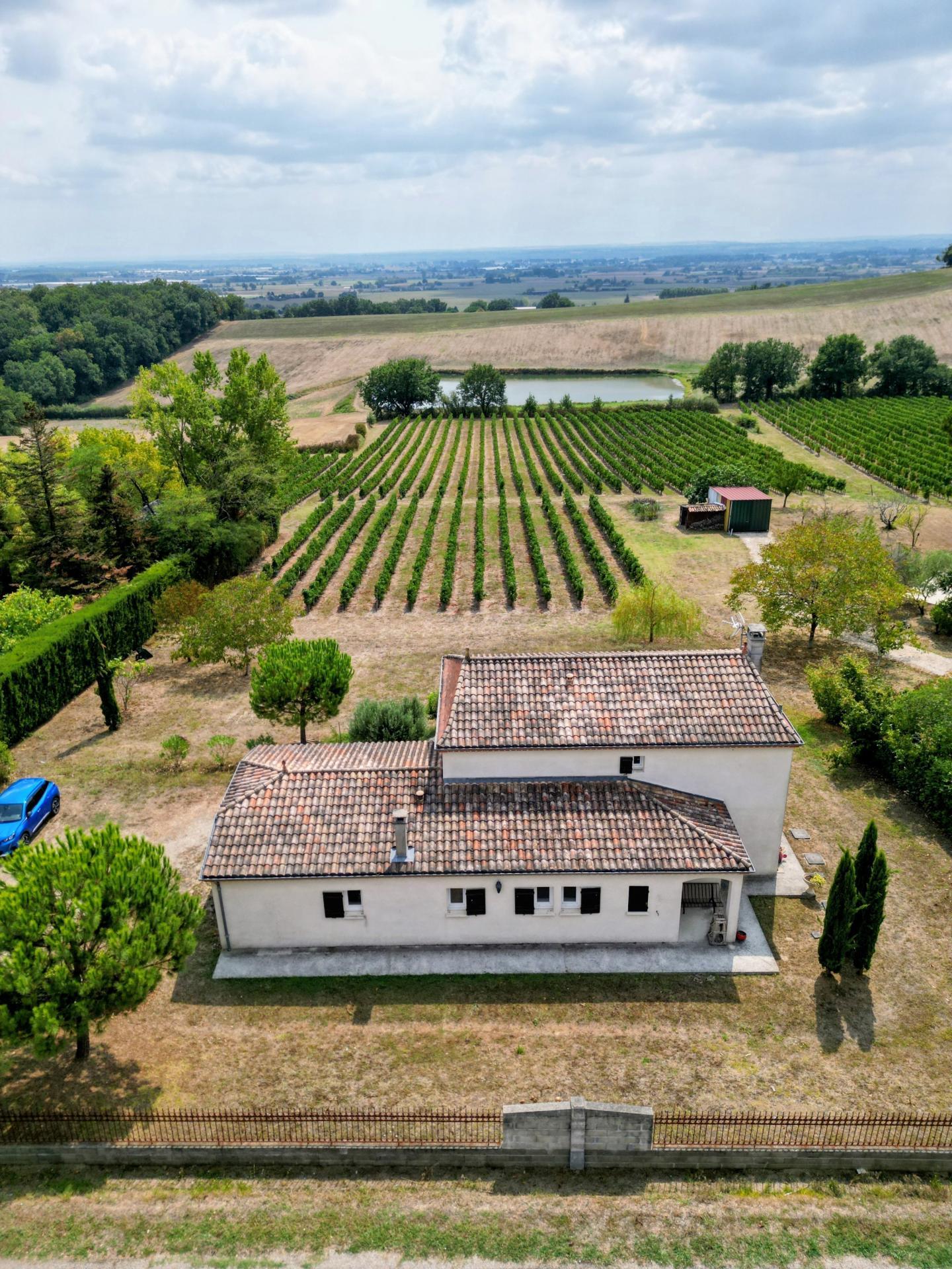 Maison 7 pièces 169 m² · à Virazeil · 169 m² · 299 000 €