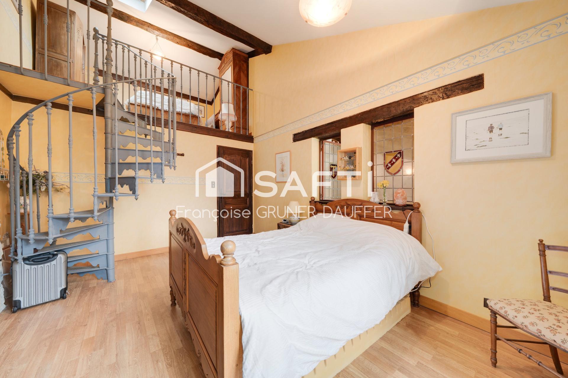 Photo SAFTI — Maison 8 pièces, 224 m² à Francheville 4