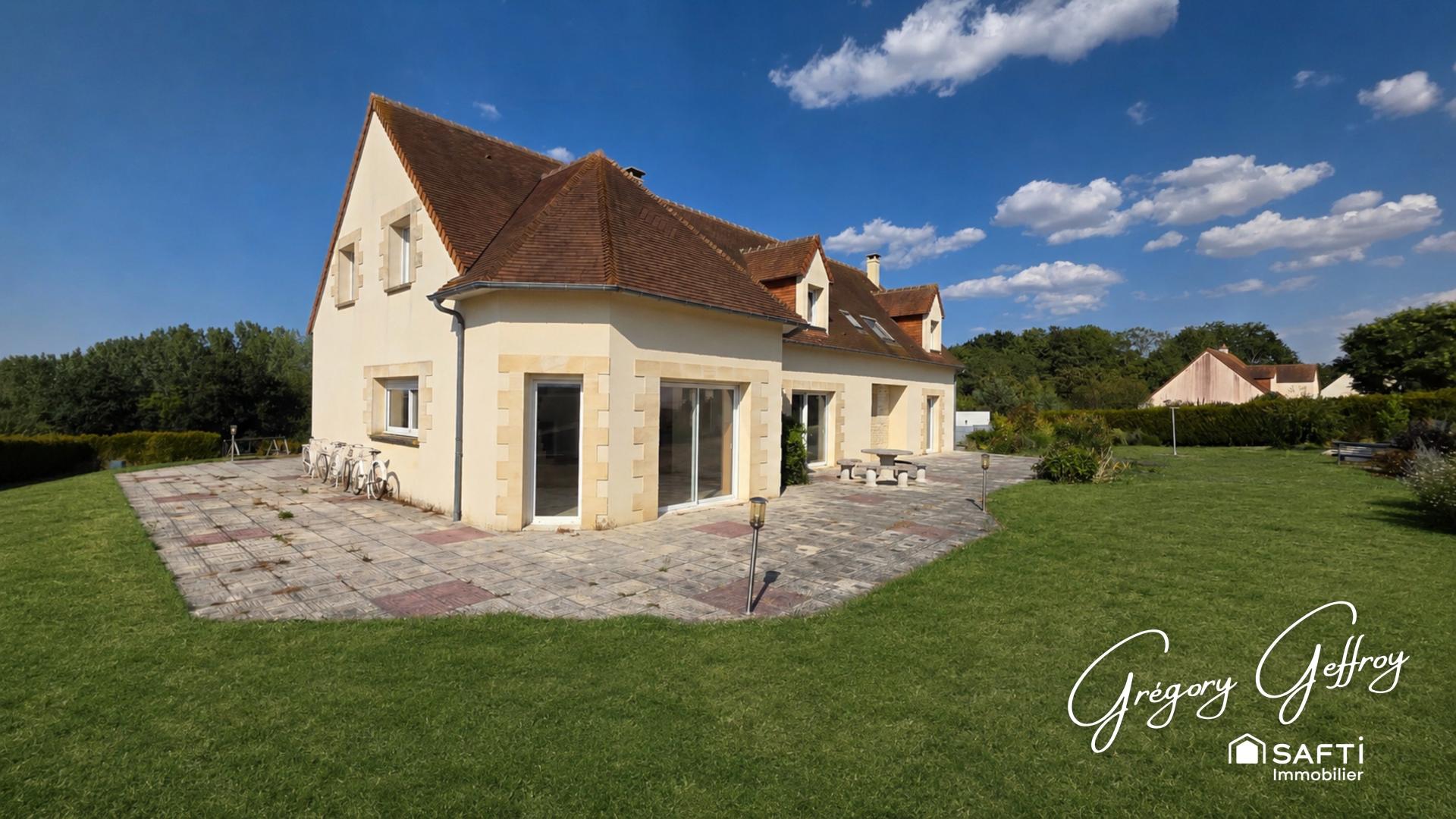 Maison 8 pièces 255 m² · à Mutrécy · 255 m² · 439 000 €