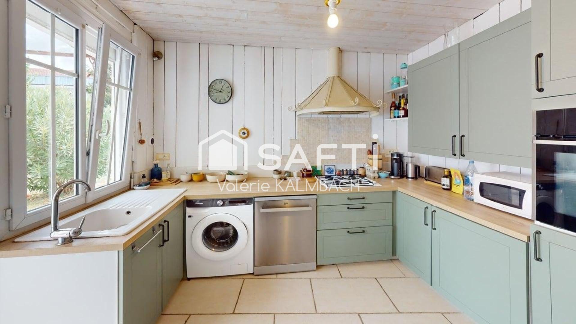 Photo SAFTI — Maison 7 pièces, 159 m² à Cognac 4