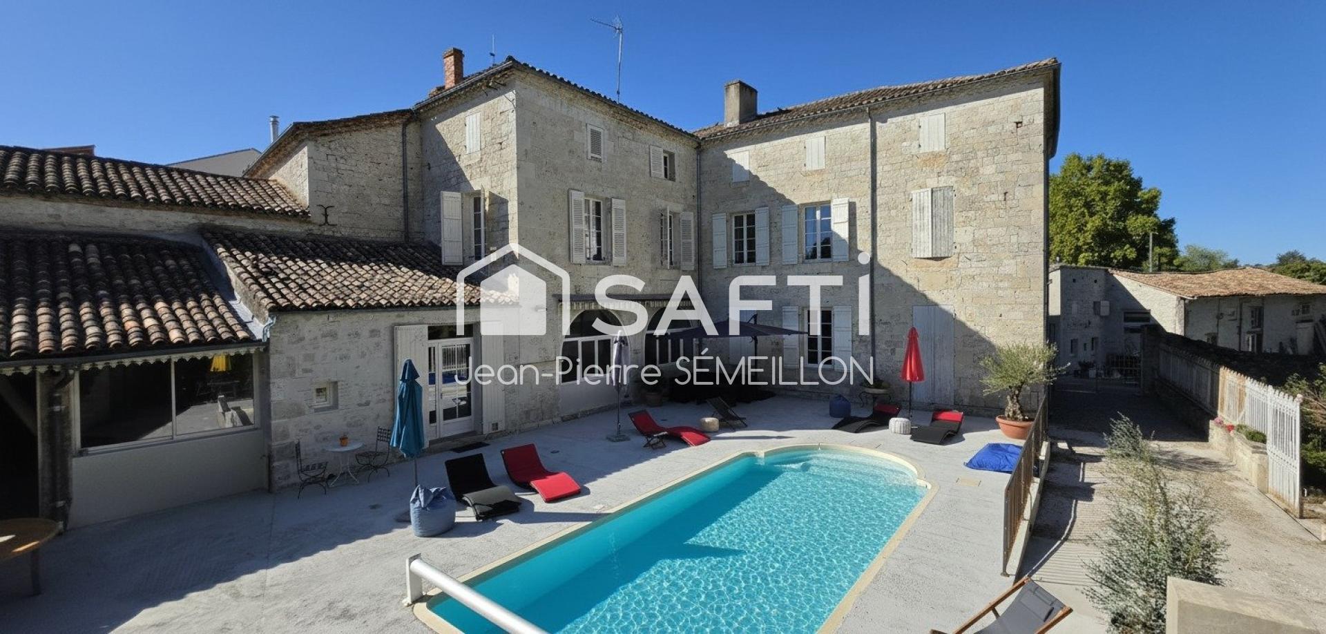 Maison 15 pièces 637 m² · à Agen · 637 m² · 2 250 000 €