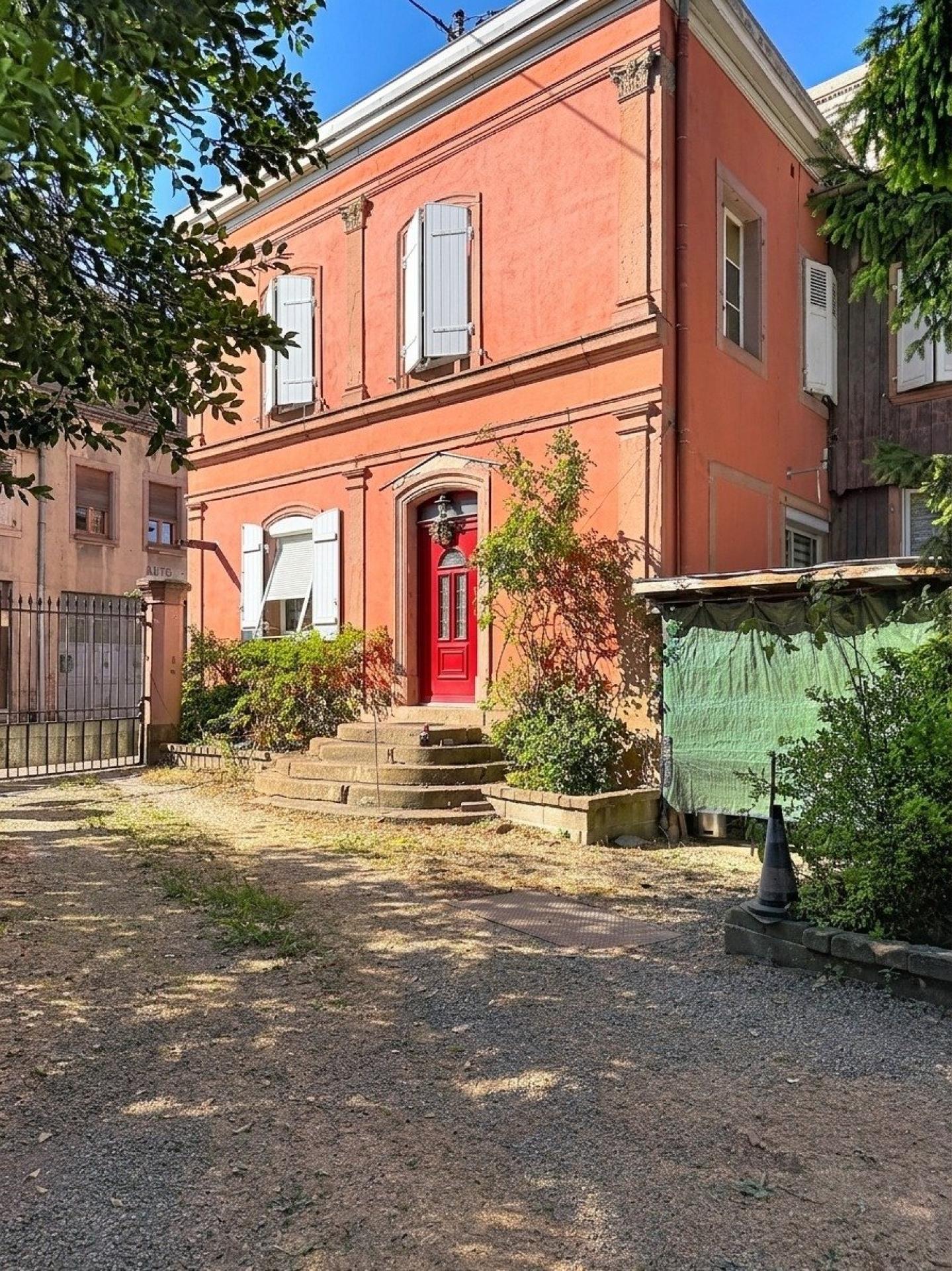 Maison 8 pièces 180 m² · à Sainte-Marie-aux-Mines · 180 m² · 230 000 €