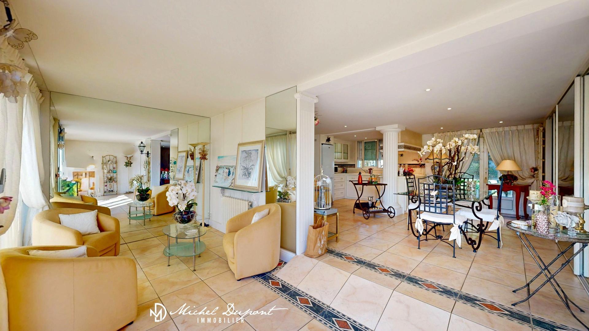 Photo SAFTI — Maison 5 pièces, 120 m² à Le Bugue 2