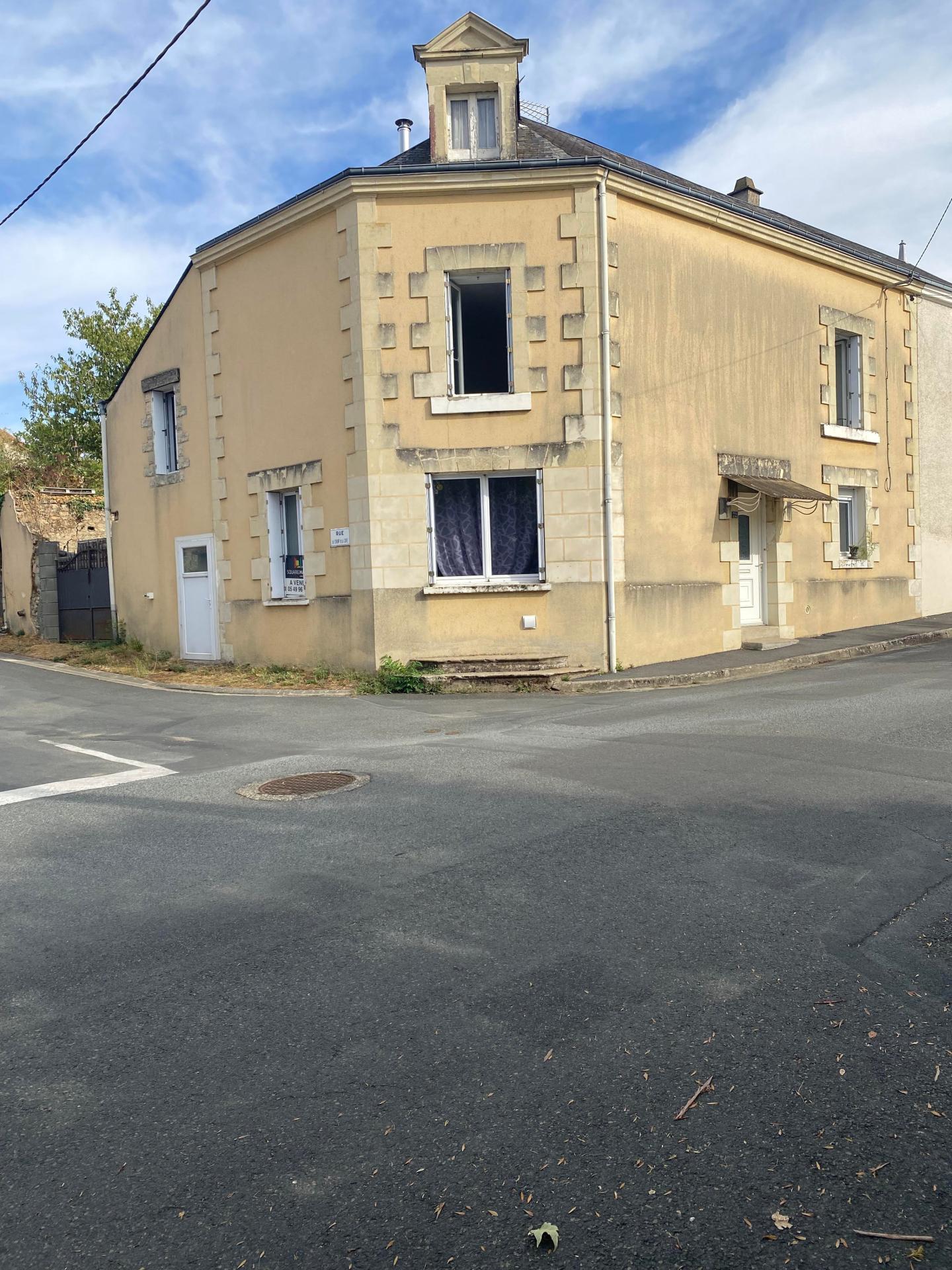 Maison 4 pièces 146 m² · à Saint-Jean-de-Thouars · 146 m² · 116 600 €