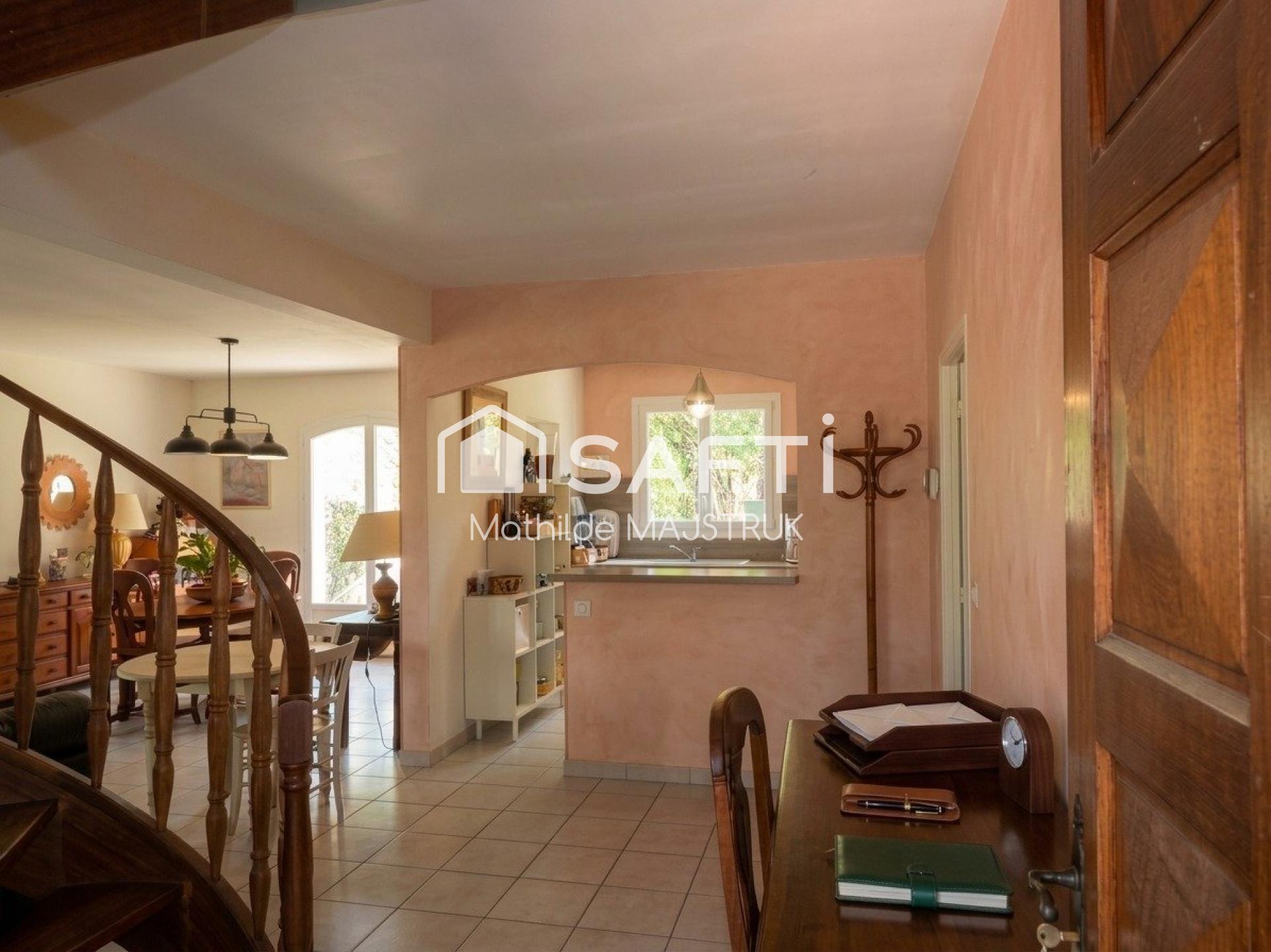 Photo SAFTI — Maison 7 pièces, 156 m² à Menville
