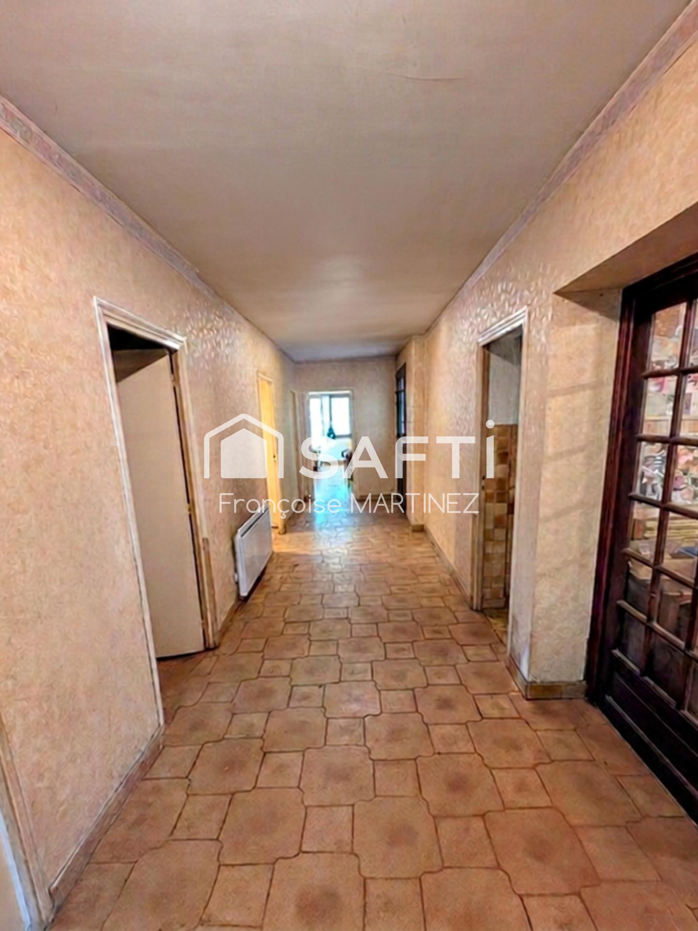 Photo SAFTI — Maison 8 pièces, 250 m² à Rillieux La Pape 2