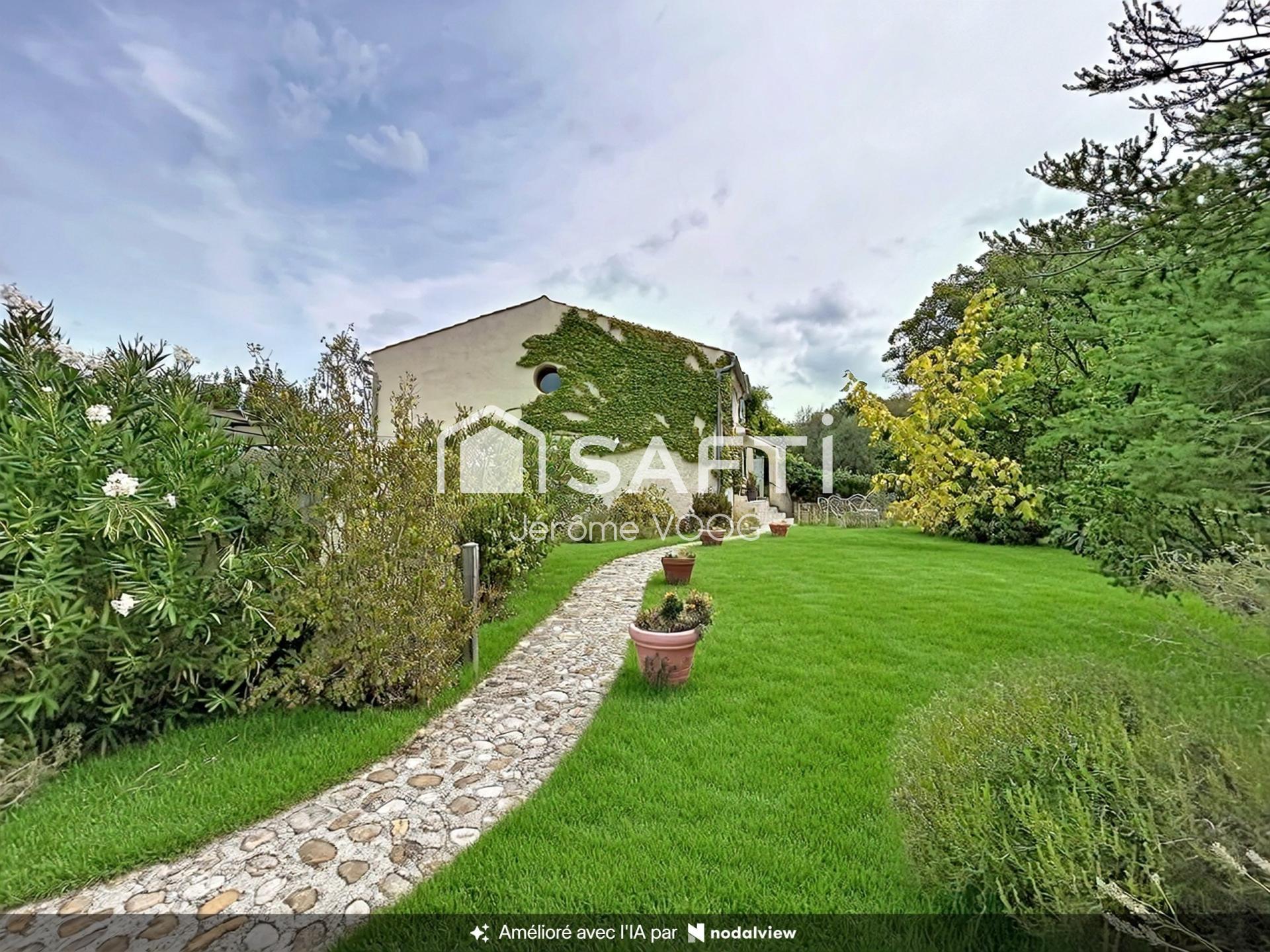 Maison 9 pièces 257 m² · à Allemagne-en-Provence · 257 m² · 629 000 €