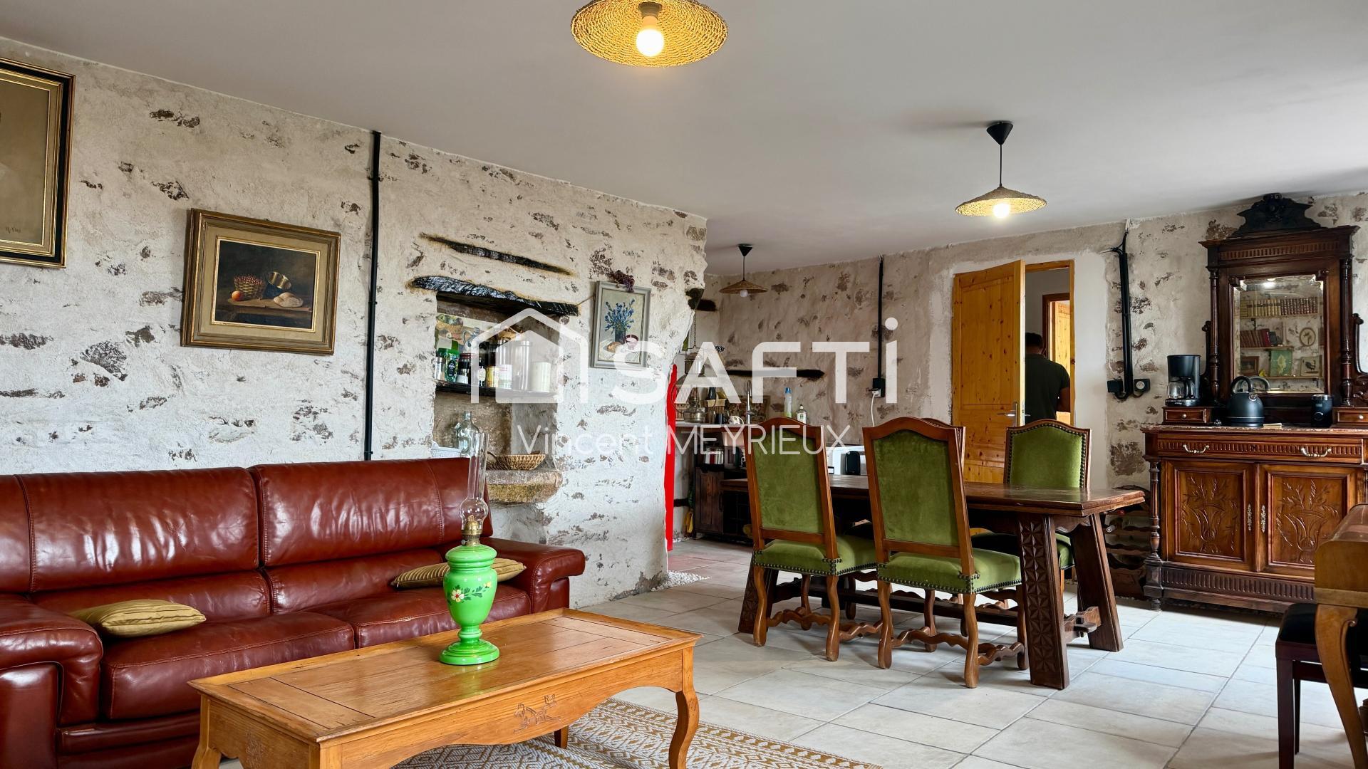Photo SAFTI — Maison 3 pièces, 76 m² à Saint Victor Et Melvieu 4