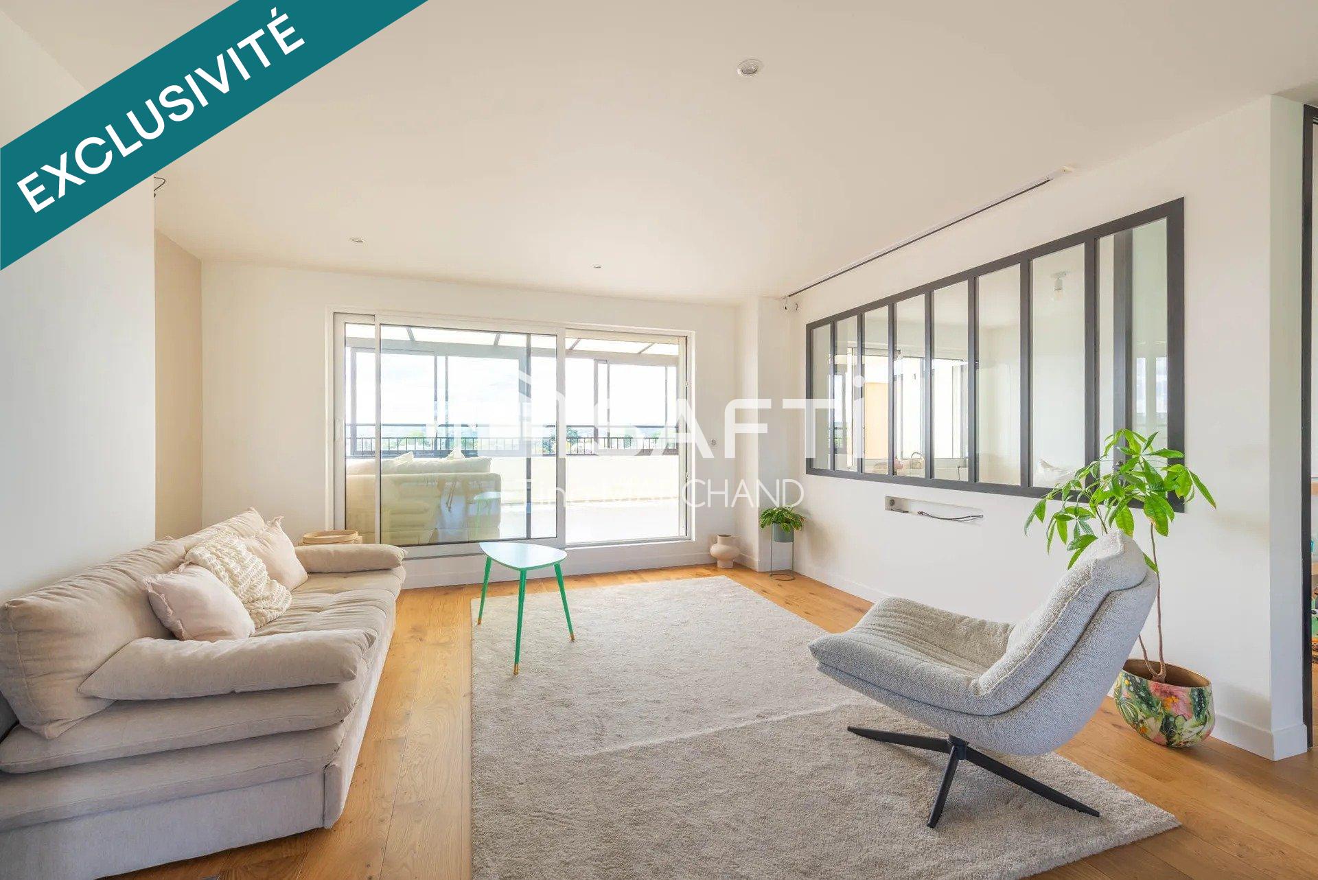Duplex 5 pièces 123 m2 avec Terrasse couverte de 28 m2 8 m RER