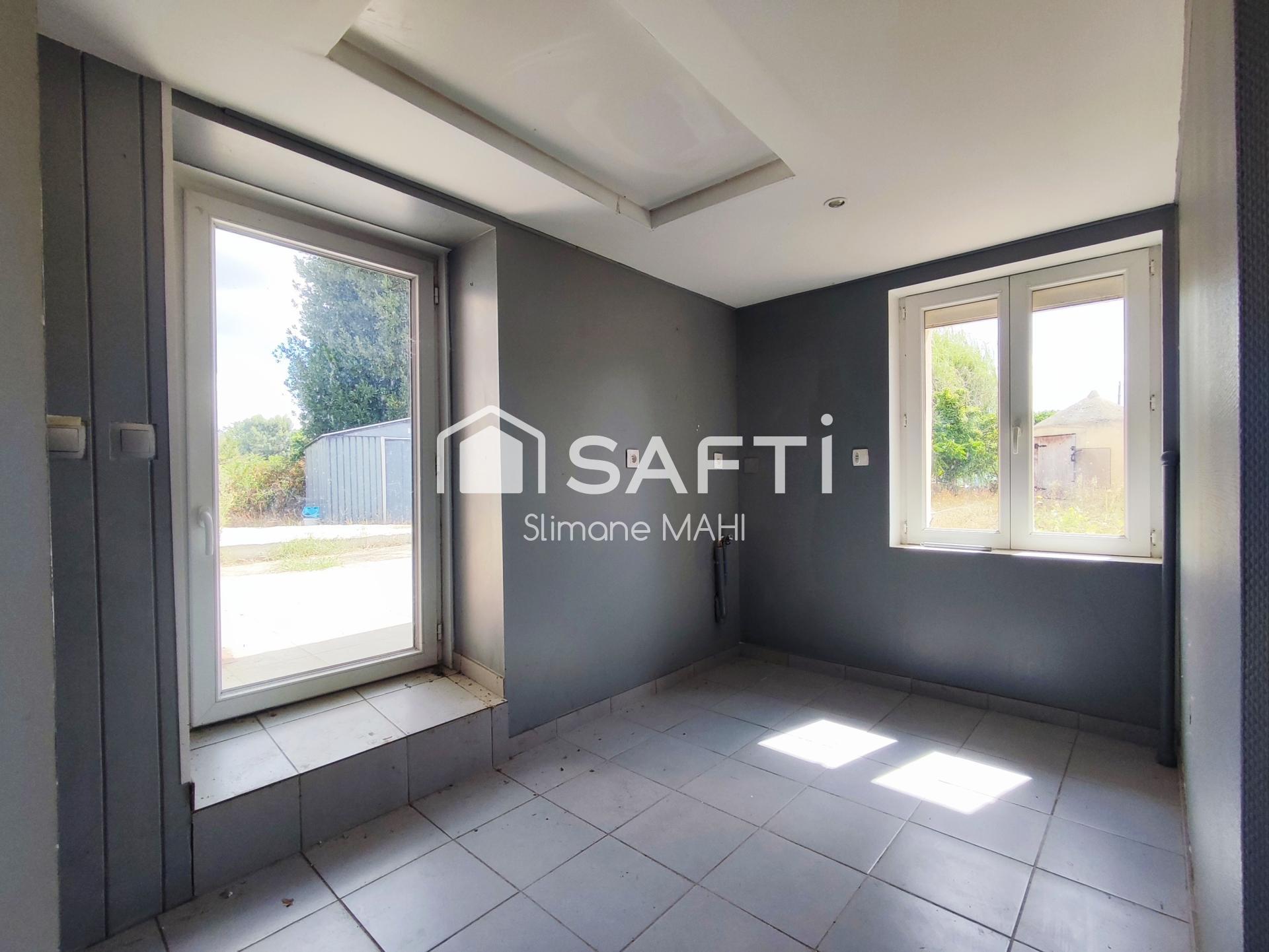 Photo SAFTI — Maison 4 pièces, 95 m² à Parigne Le Polin 5