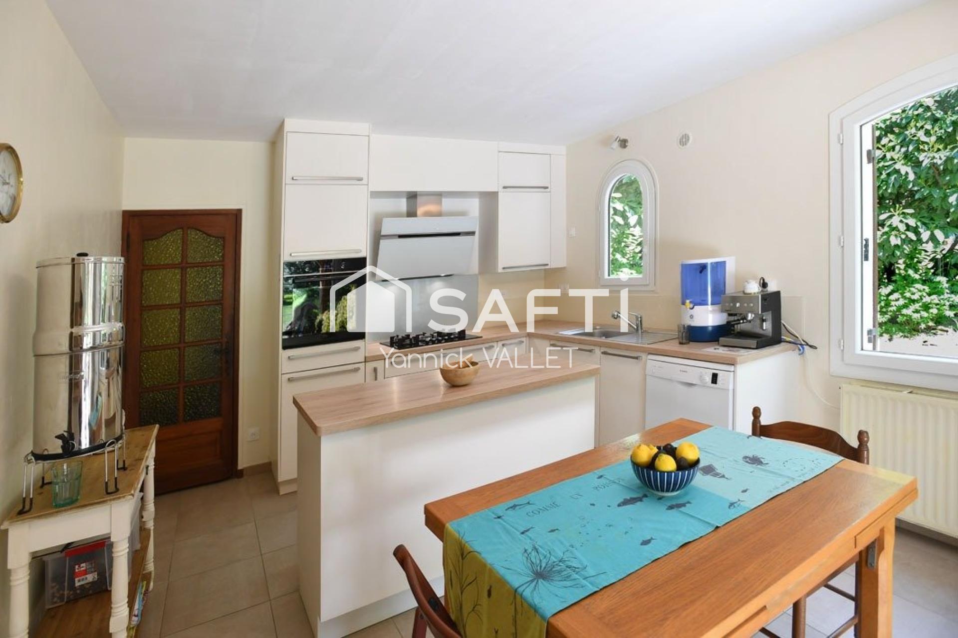 Photo SAFTI — Maison 10 pièces, 207 m² à Vanxains 4