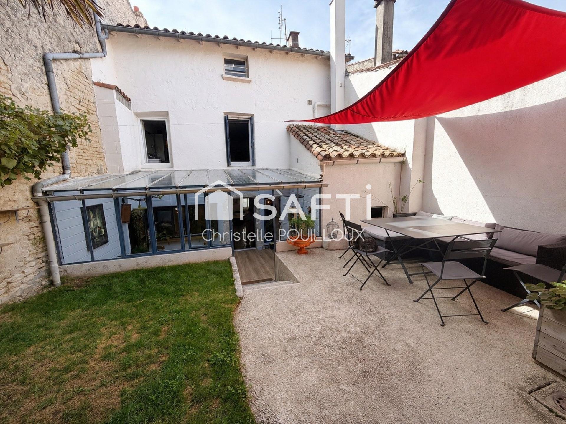 Maison 6 pièces 135 m² · à Niort · 135 m² · 287 000 €