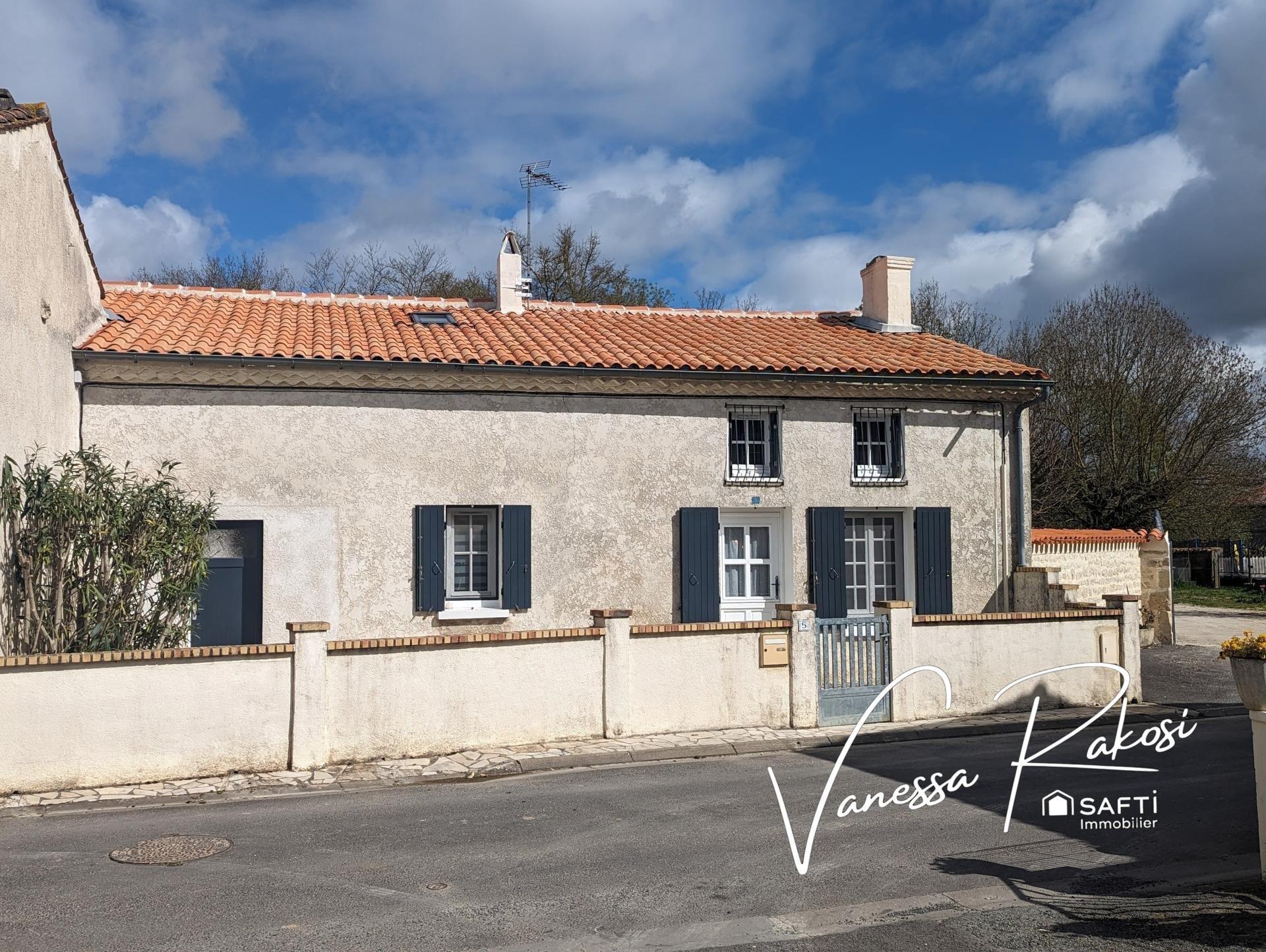 Maison 7 pièces 128 m² · à Les Eglises-d'Argenteuil · 128 m² · 169 000 €