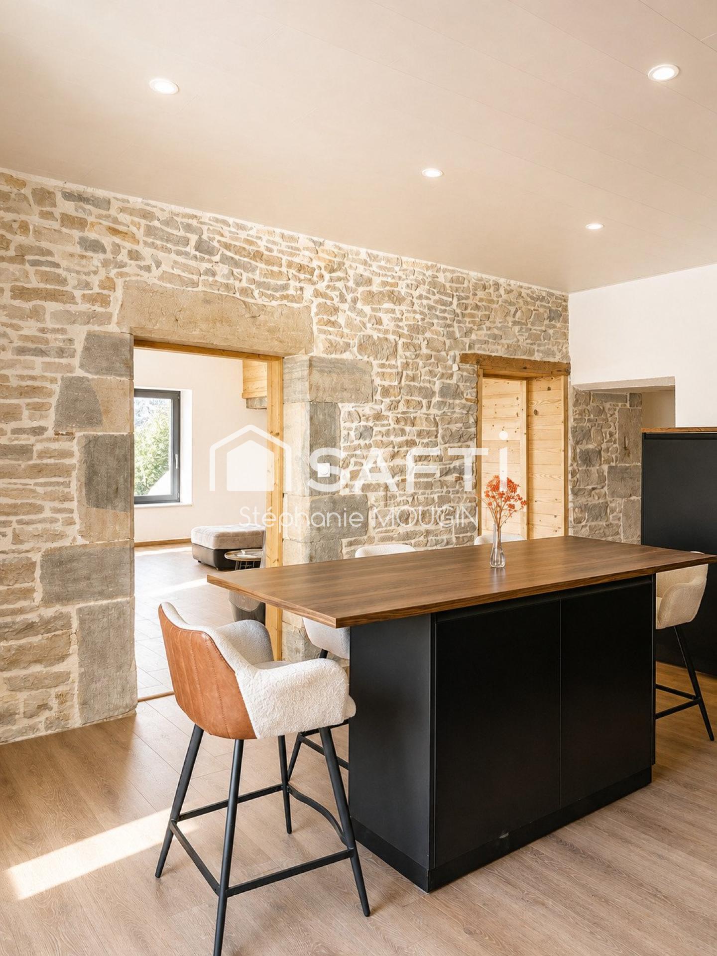Appartement 6 pièces 121 m² · à Maiche · 121 m² · 249 000 €