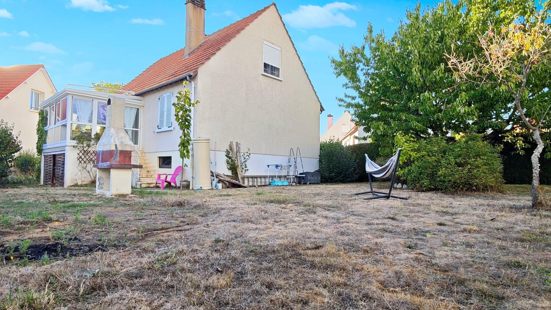 Photo SAFTI — Maison 4 pièces, 100 m² à Sens