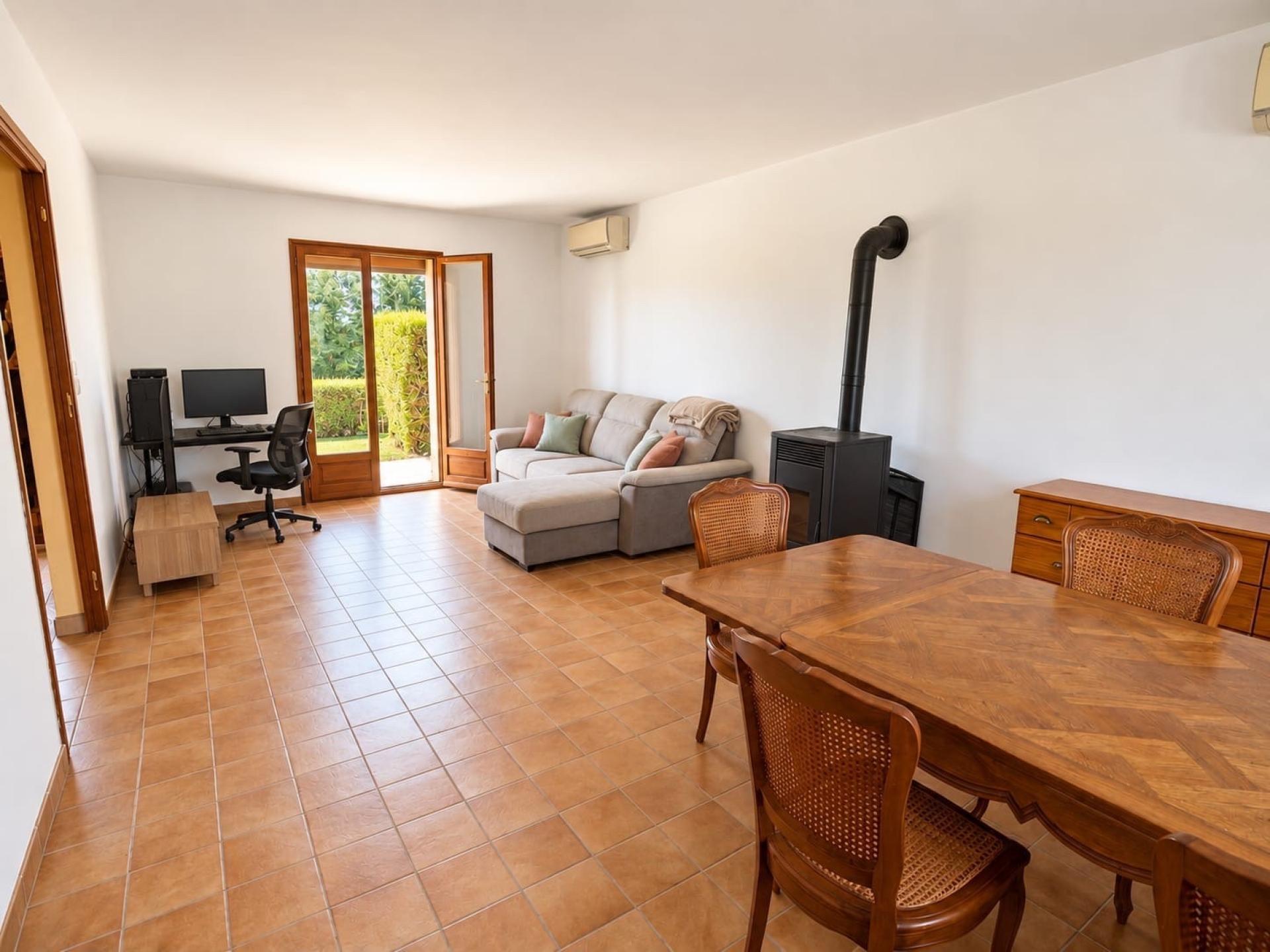 Photo SAFTI — Maison 5 pièces, 123 m² à Villeneuve La Guyard 4