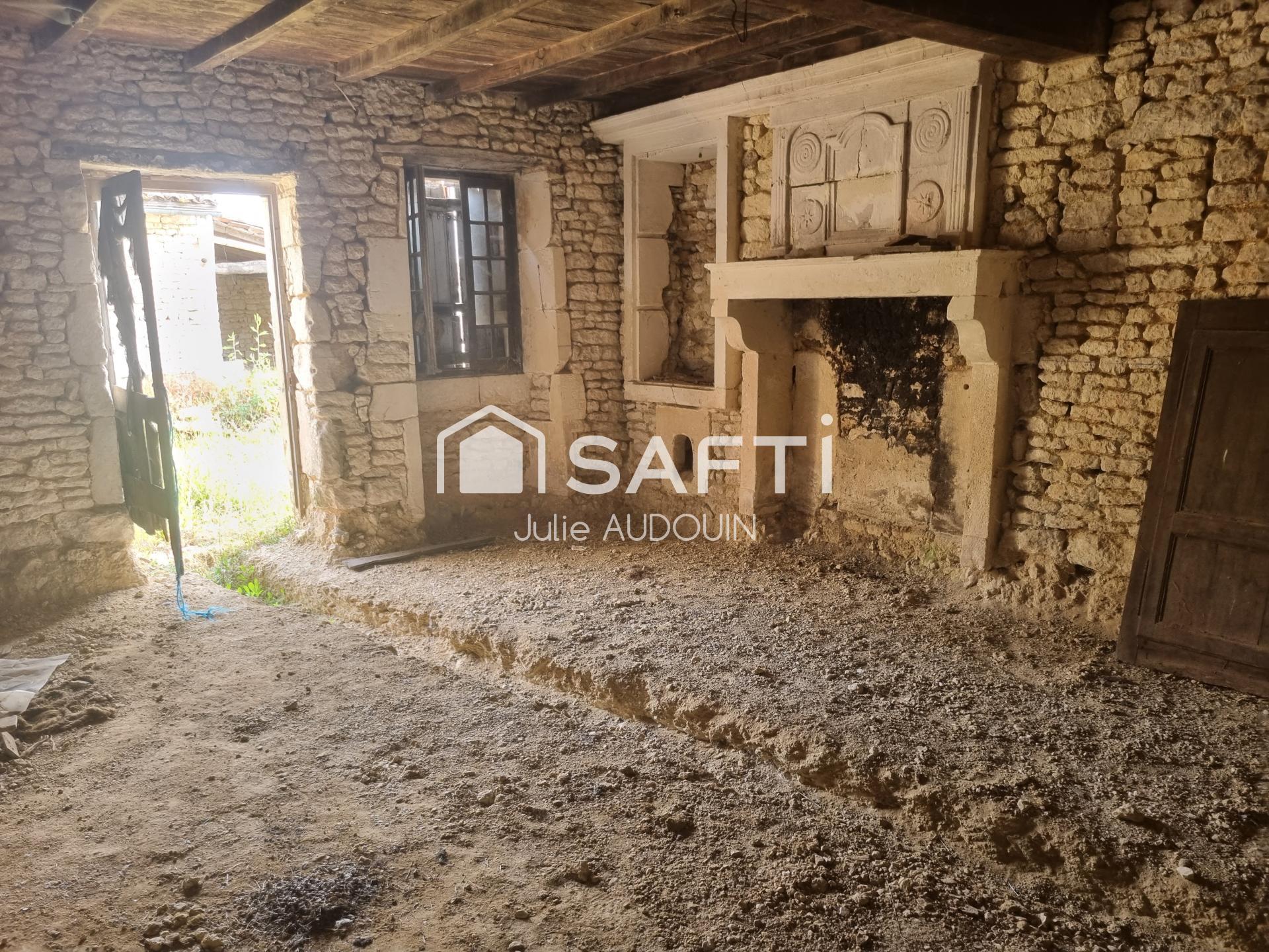 Maison 1 pièce 33 m² · à Saint-Martin-de-Juillers · 33 m² · 25 000 €