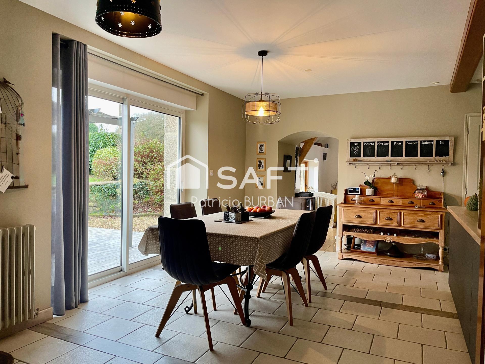 Maison 6 pièces 120 m² · à Pleucadeuc · 120 m² · 270 800 €