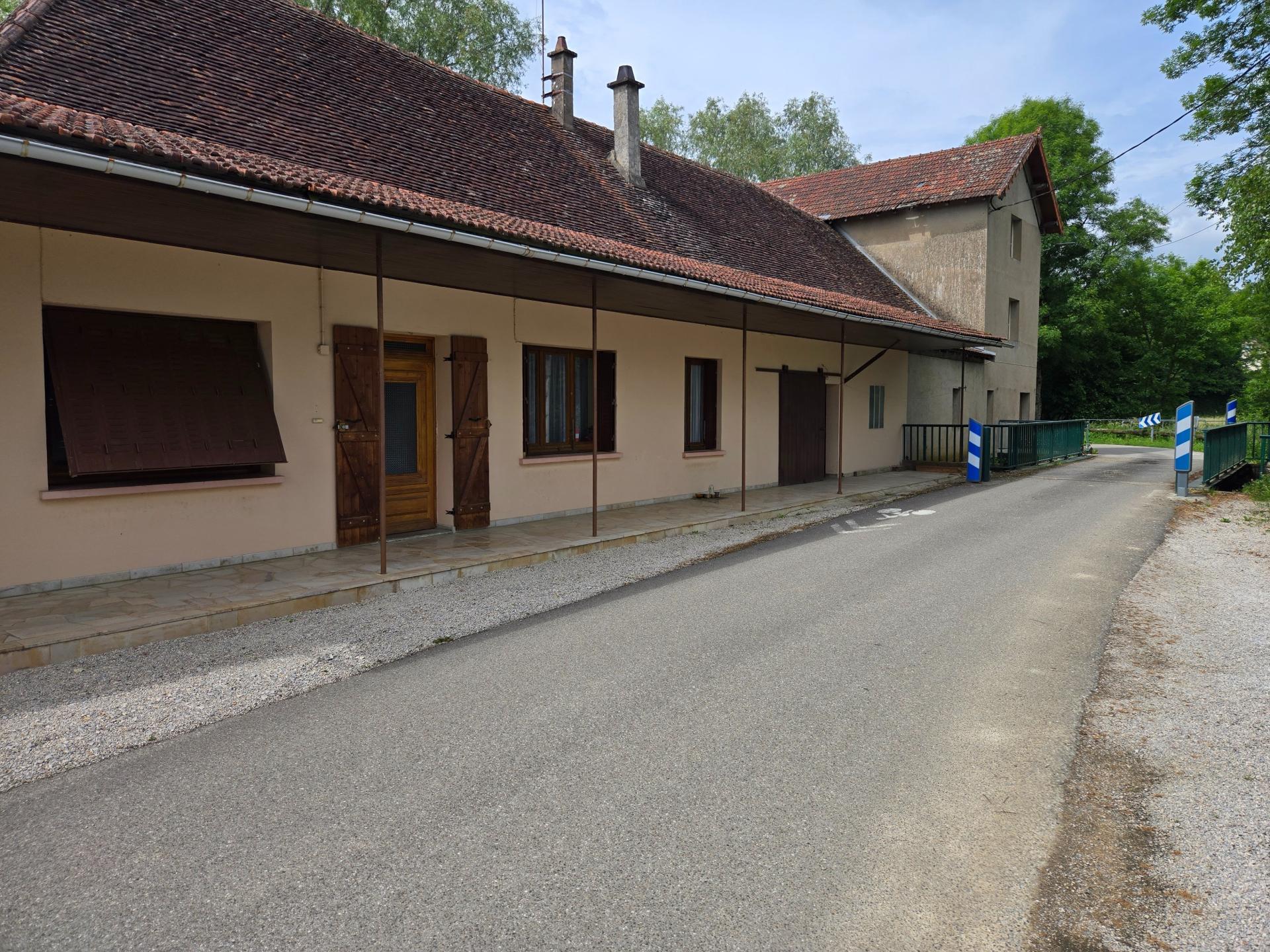 Maison 4 pièces 110 m² · à Louhans · 110 m² · 190 000 €