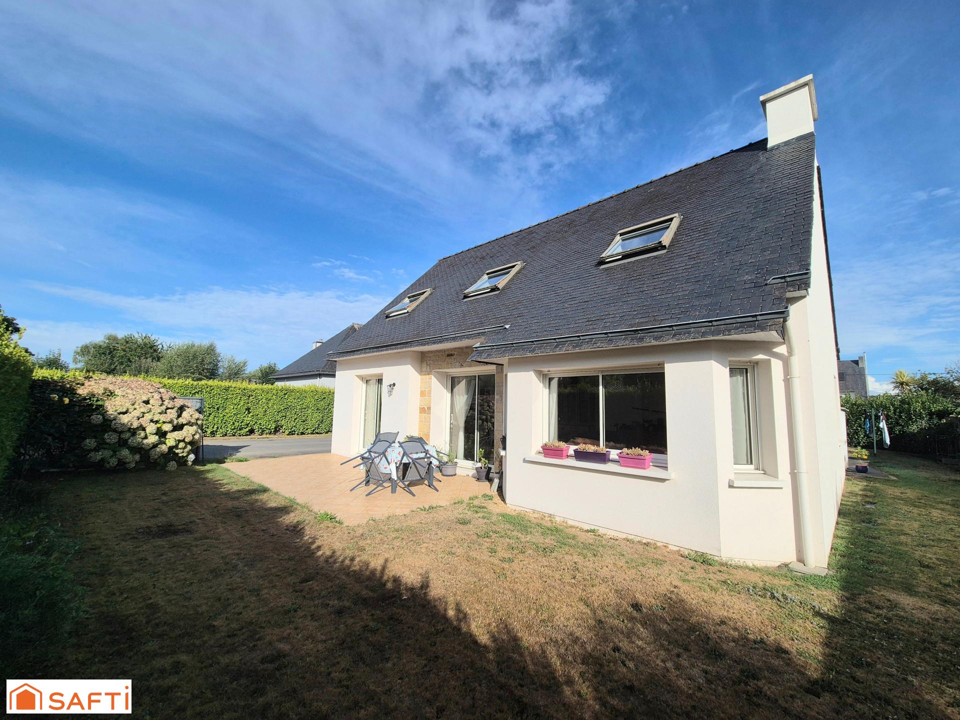 Photo SAFTI — Maison 5 pièces, 114 m² à Landivisiau 2