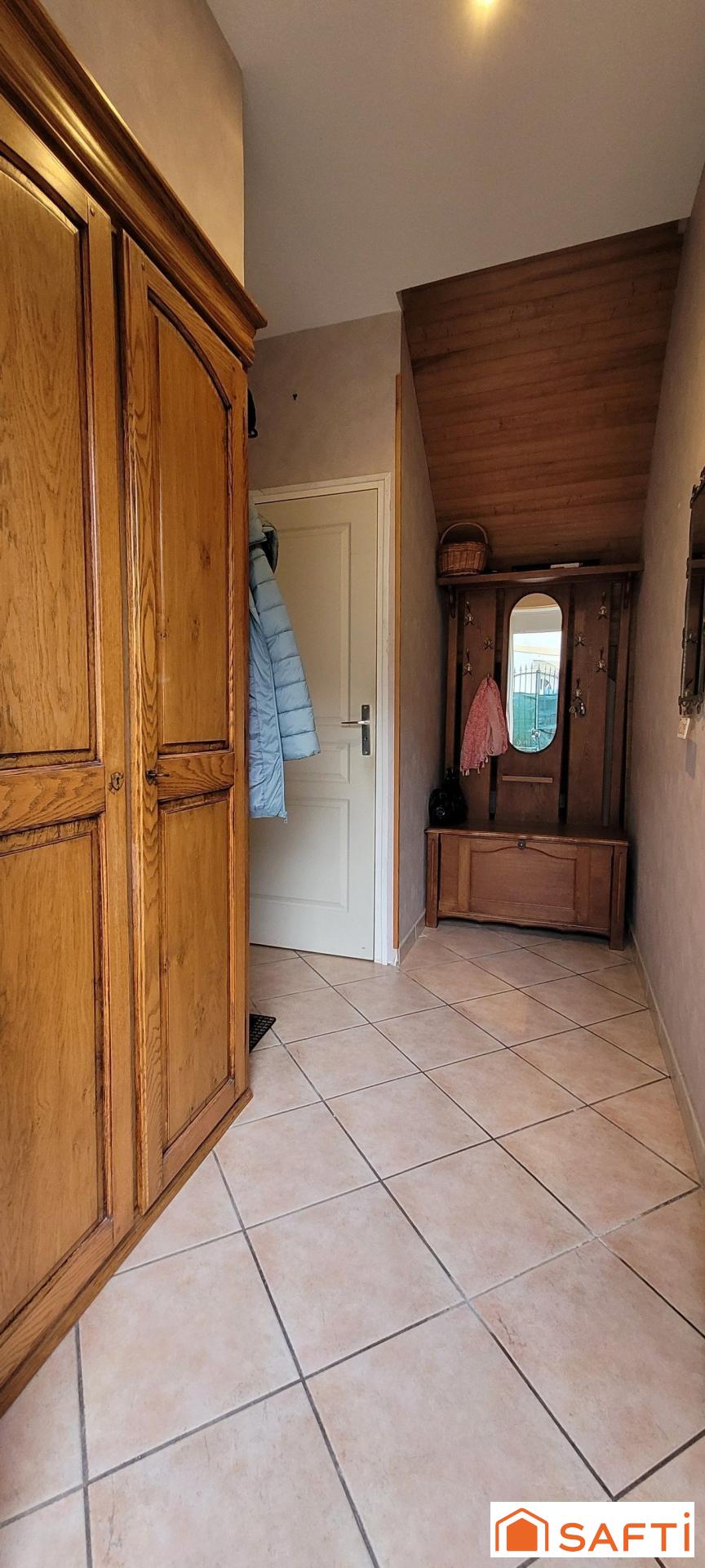 Photo SAFTI — Maison 5 pièces, 143 m² à Saint Quentin 4