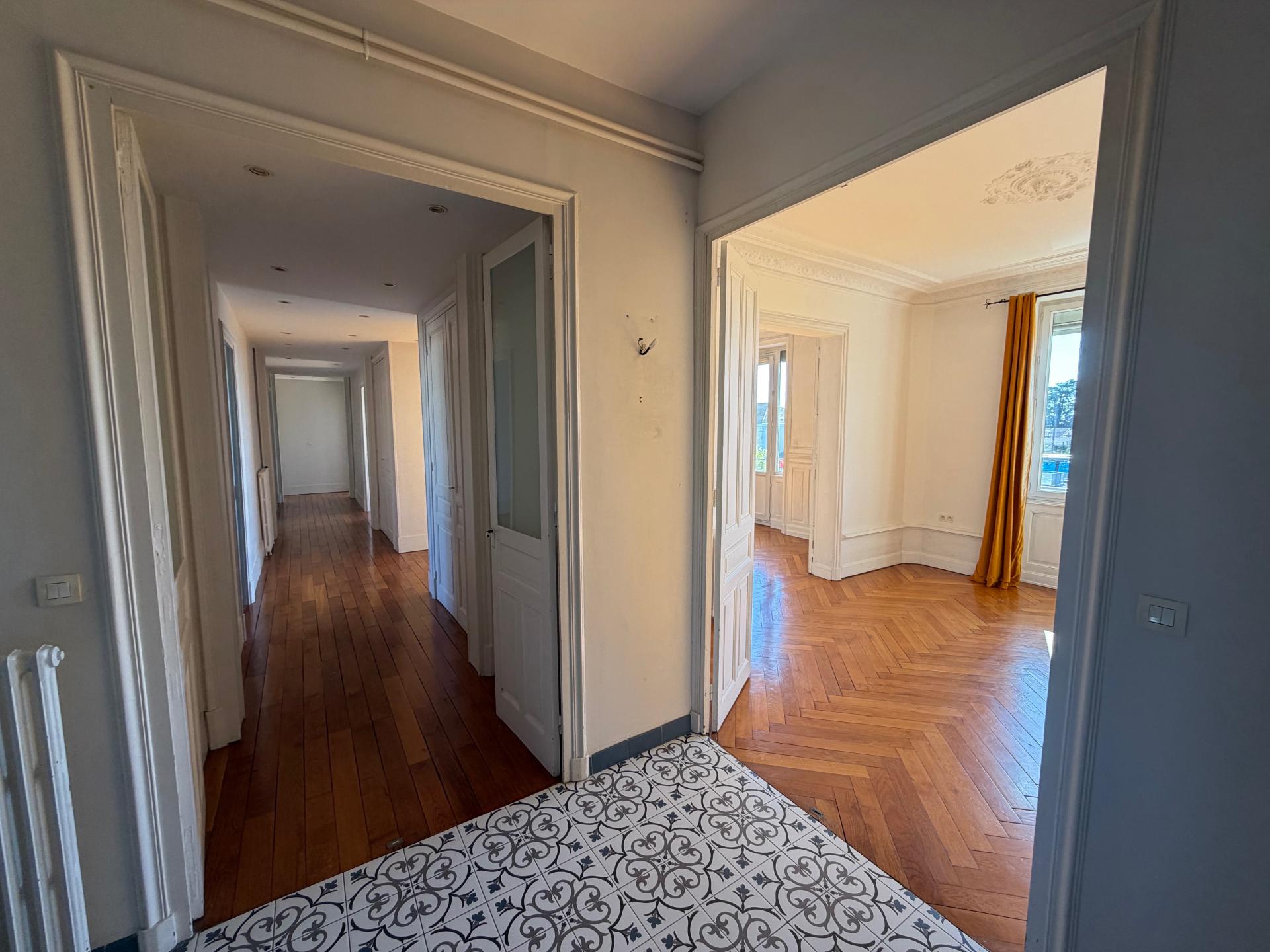 Photo SAFTI — Appartement 7 pièces, 185 m² à Bourg En Bresse 4
