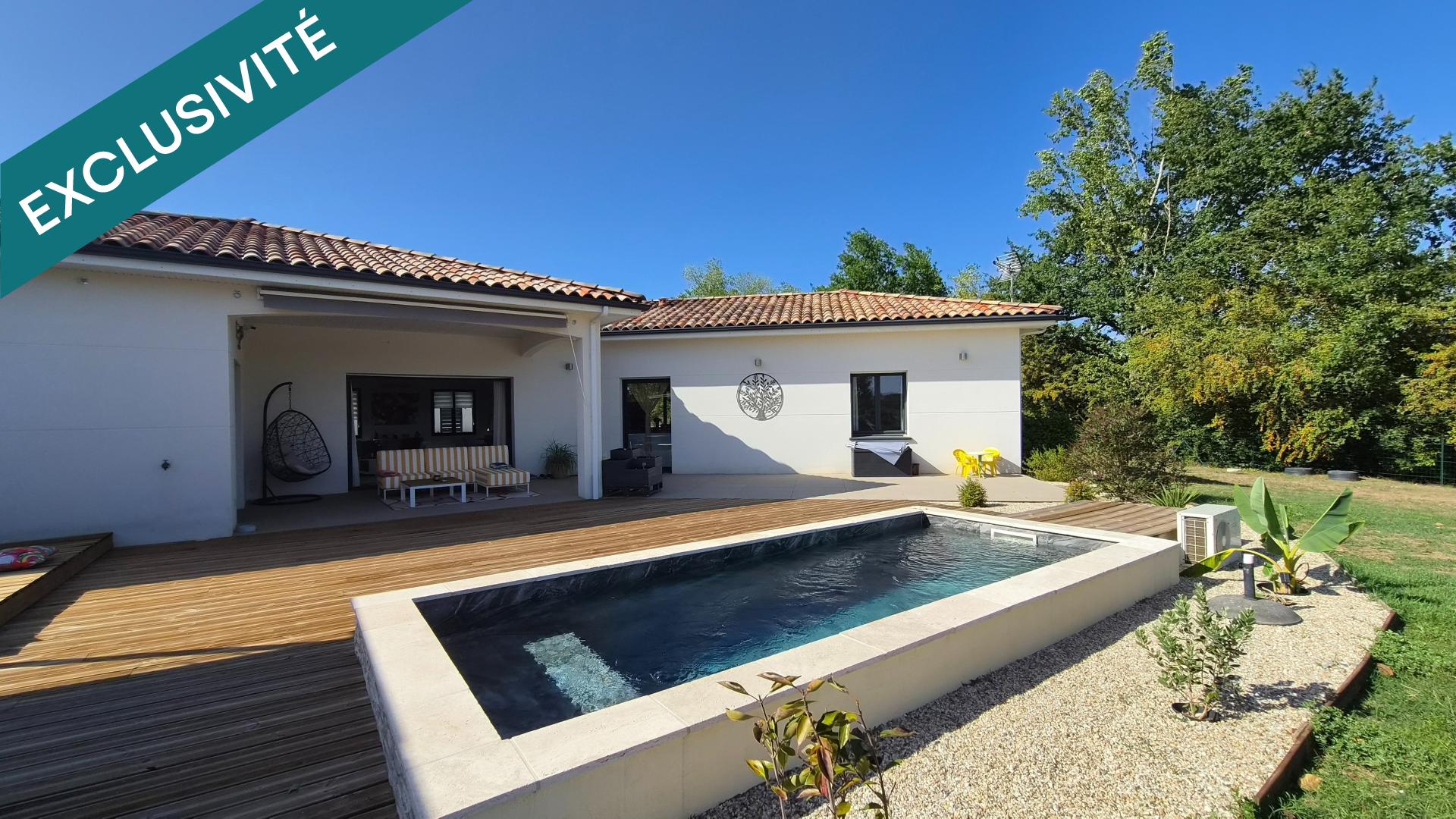 Villa contemporaine - 143m2 - 4 chambres - terrasse - piscine