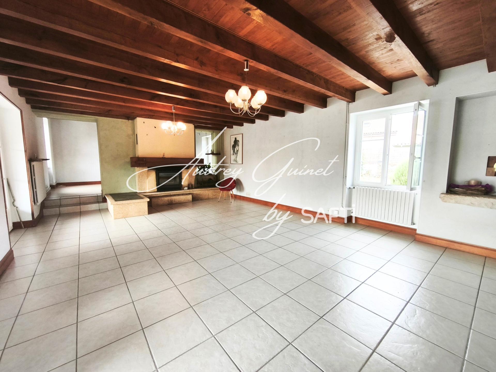 Photo SAFTI — Maison 7 pièces, 206 m² à Beruges 4