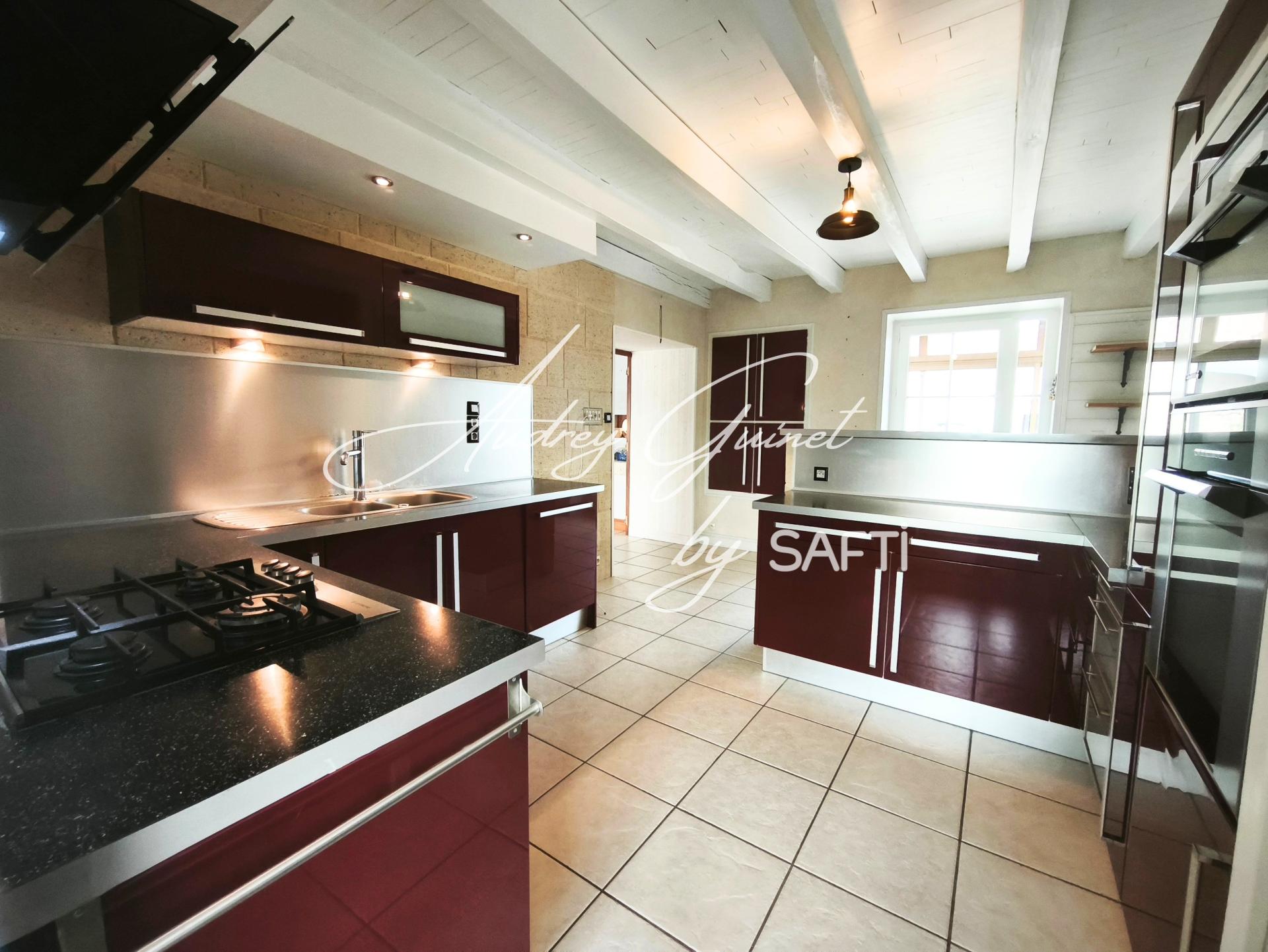 Photo SAFTI — Maison 7 pièces, 206 m² à Beruges 2