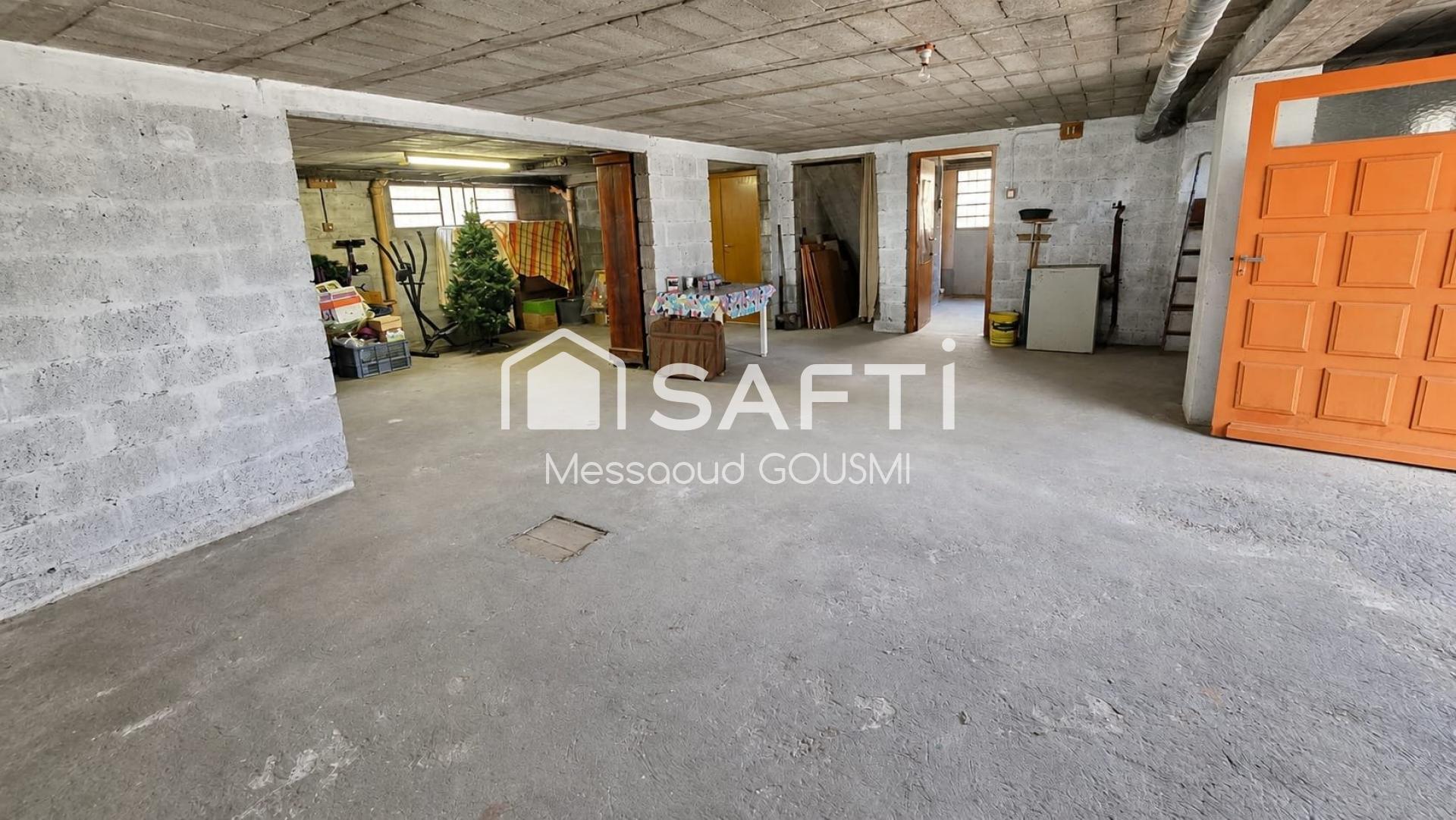 Grande maison familiale de 118 m² sur 2 098 m² de terrain paysager – Chabanière